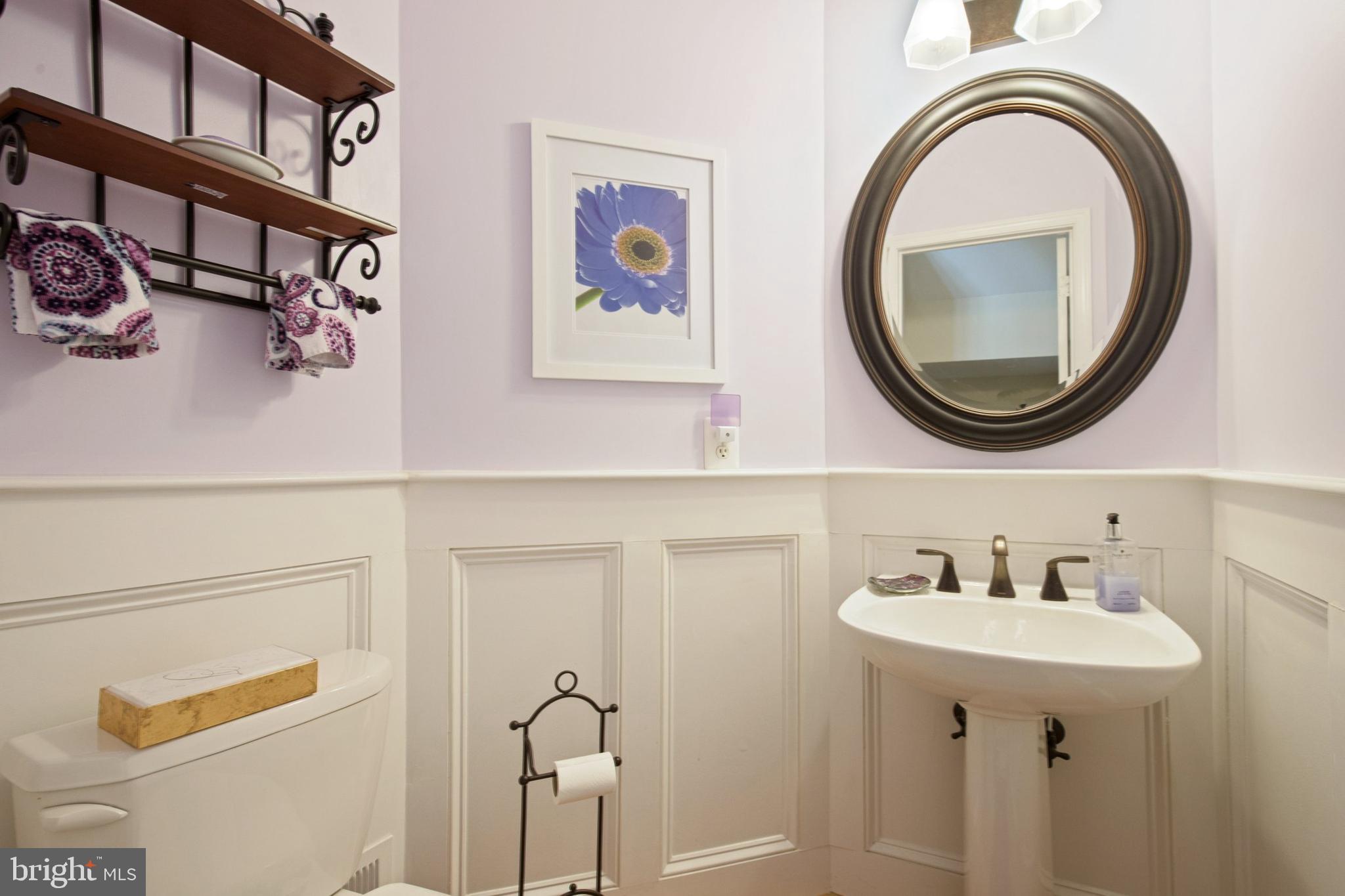 CRESTMONT TOWNHOUSES - Residential