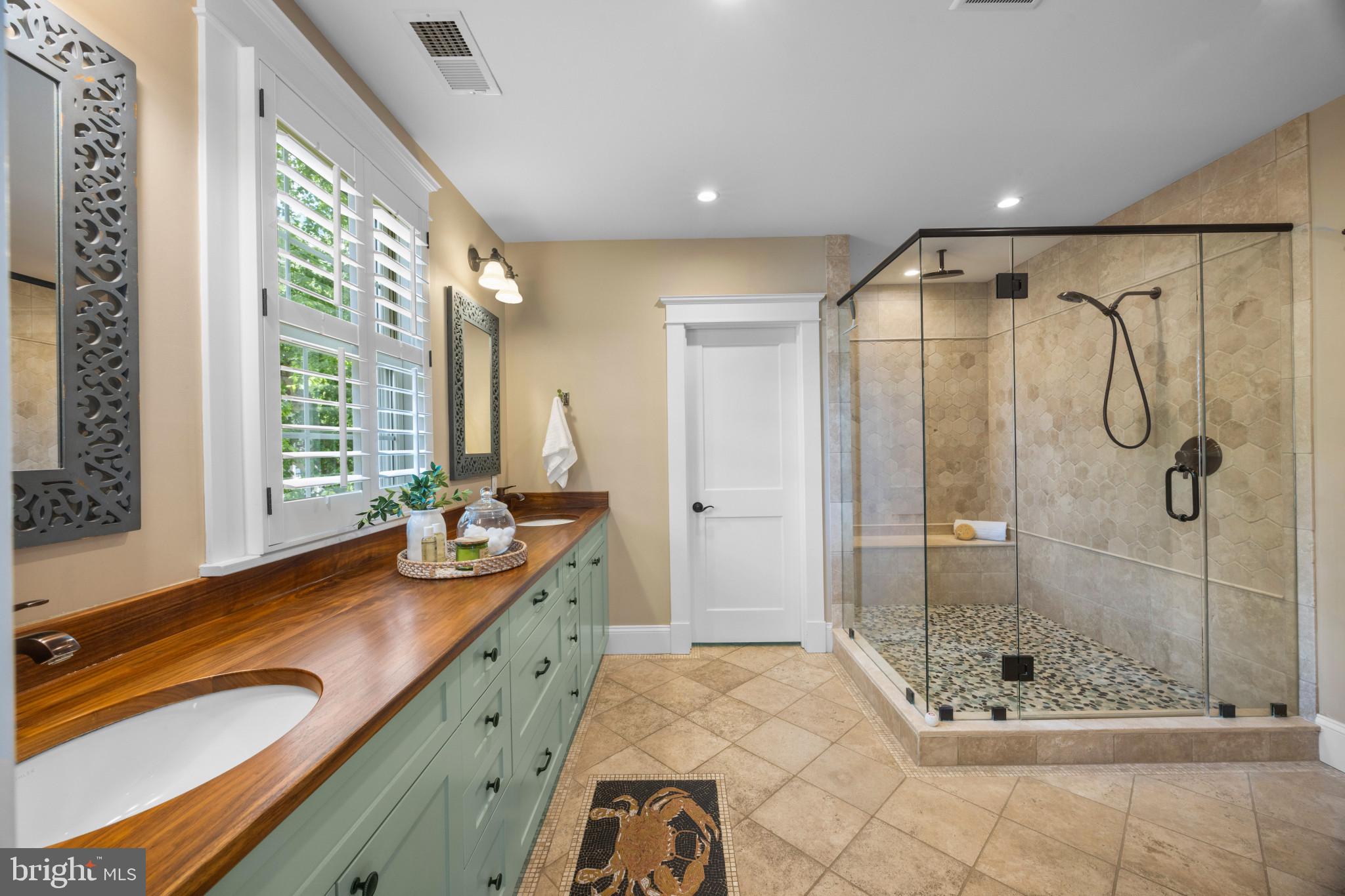 EASTPORT - Residential
