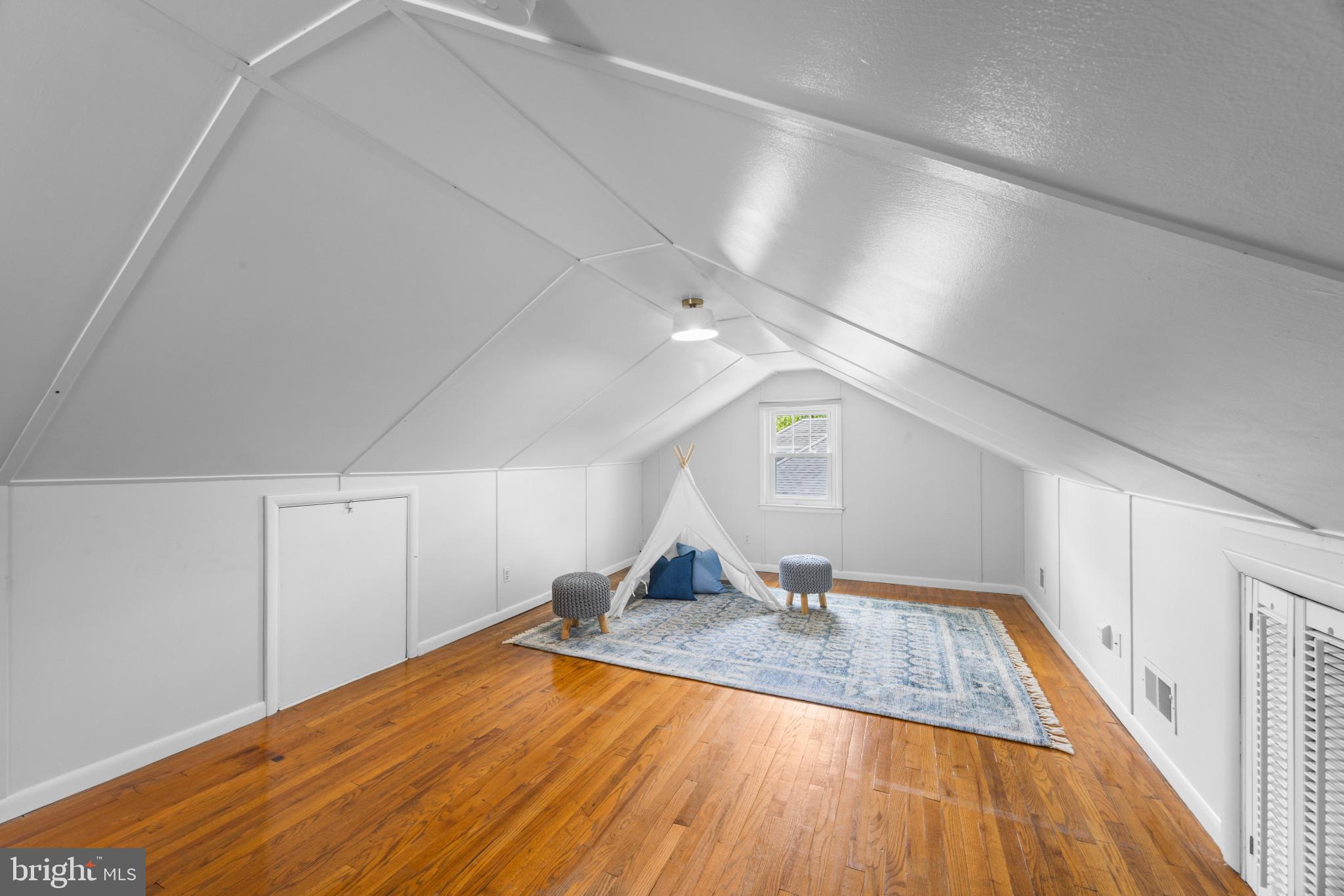 EASTPORT - Residential