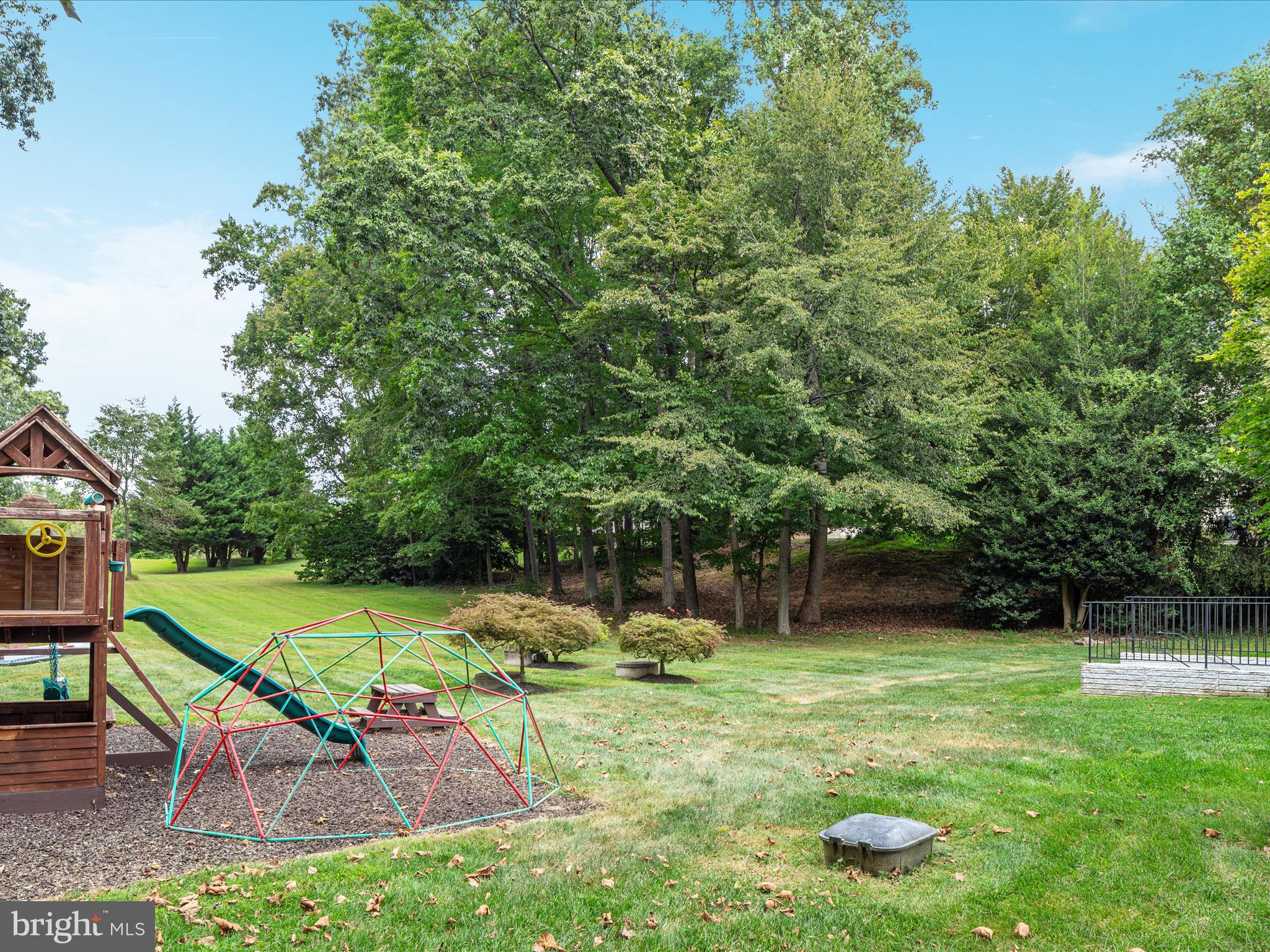 ELLIS PLANTATION - Residential