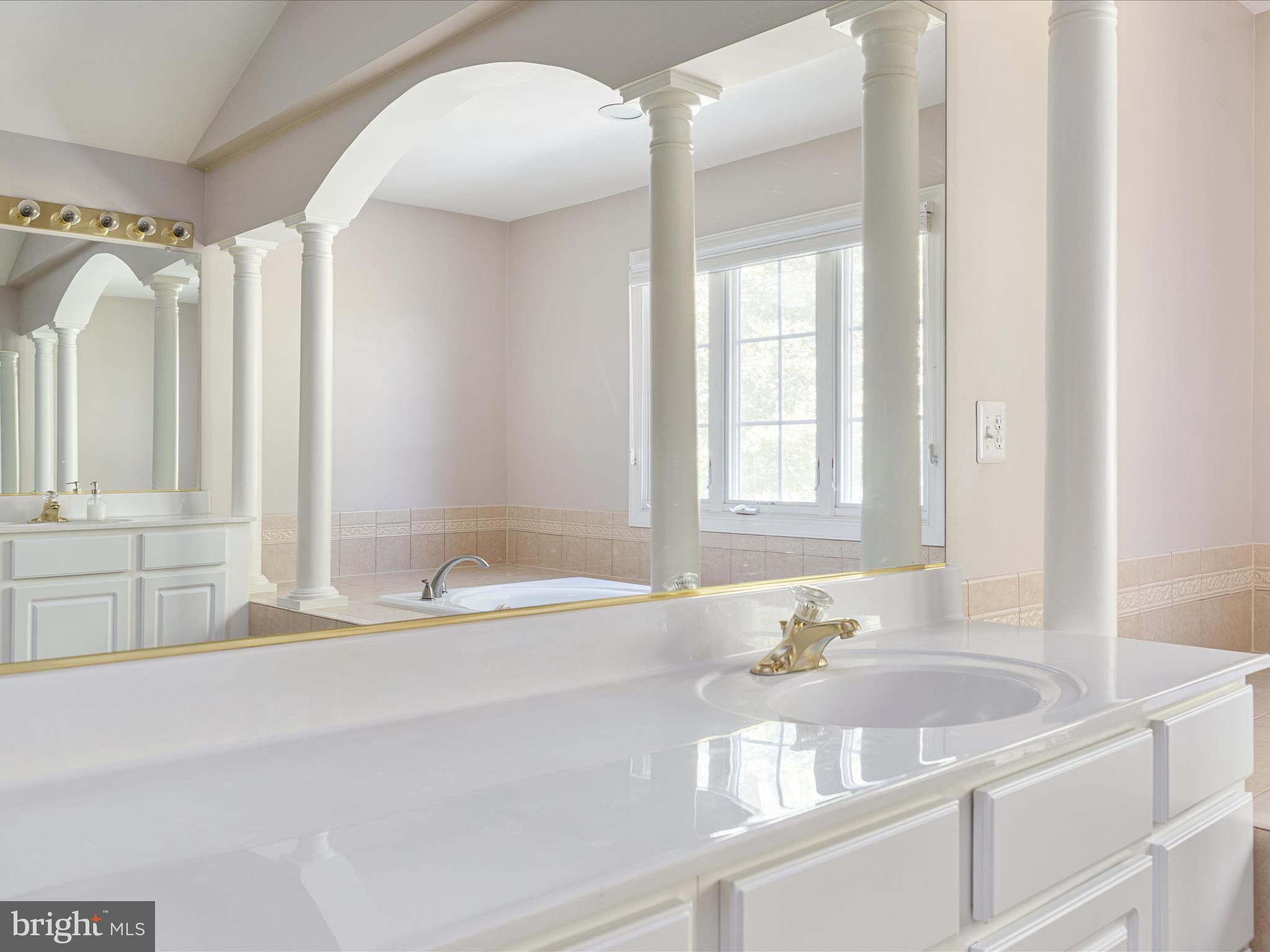 ELLIS PLANTATION - Residential