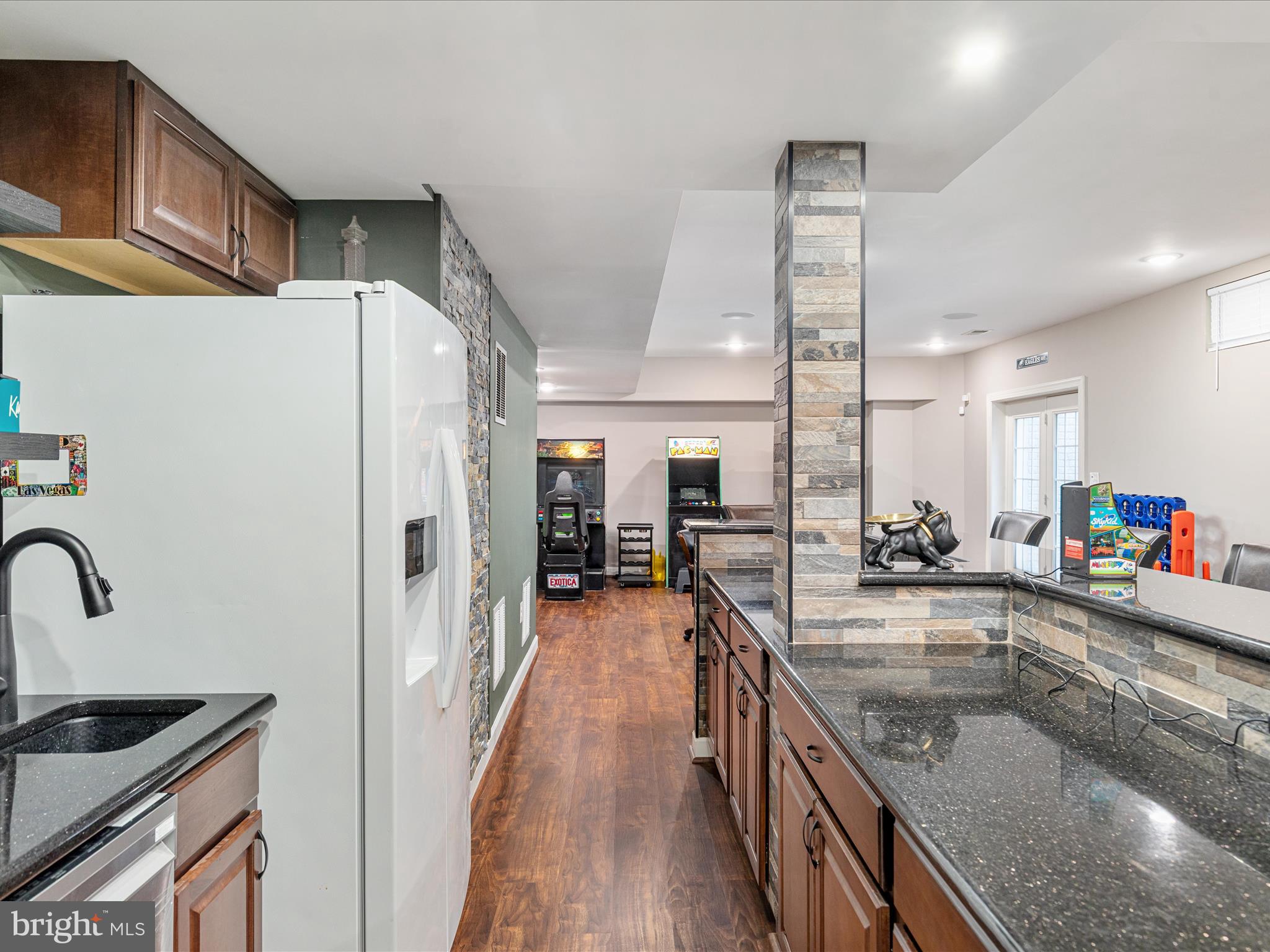 ELLIS PLANTATION - Residential