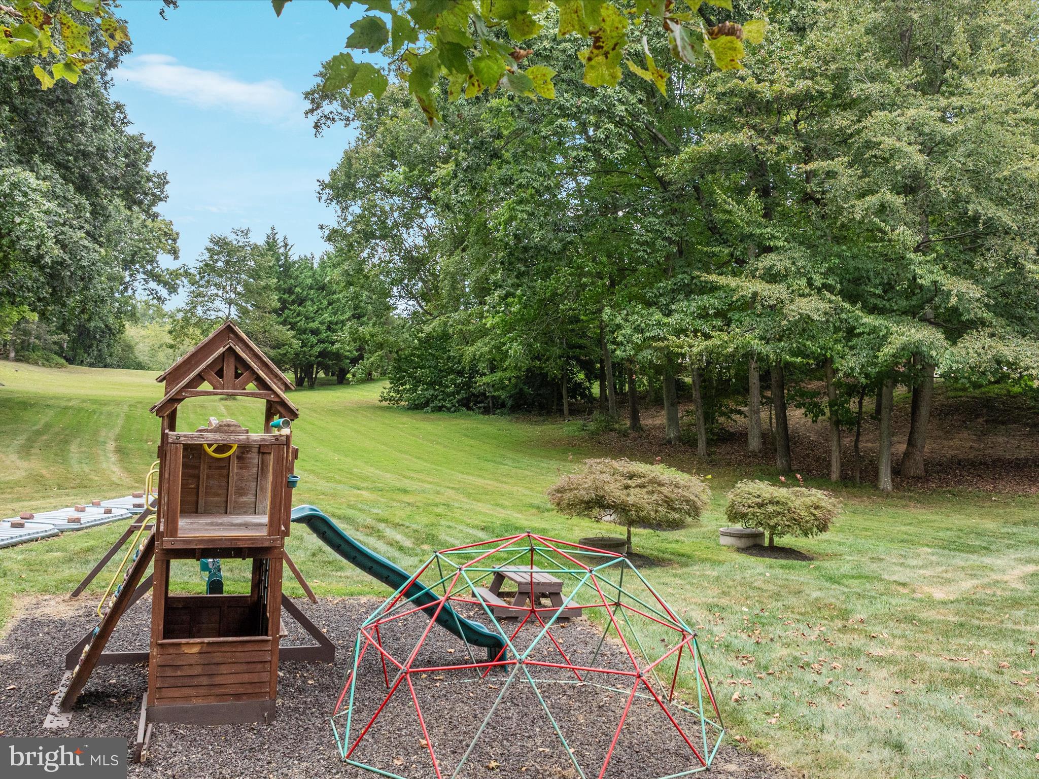 ELLIS PLANTATION - Residential