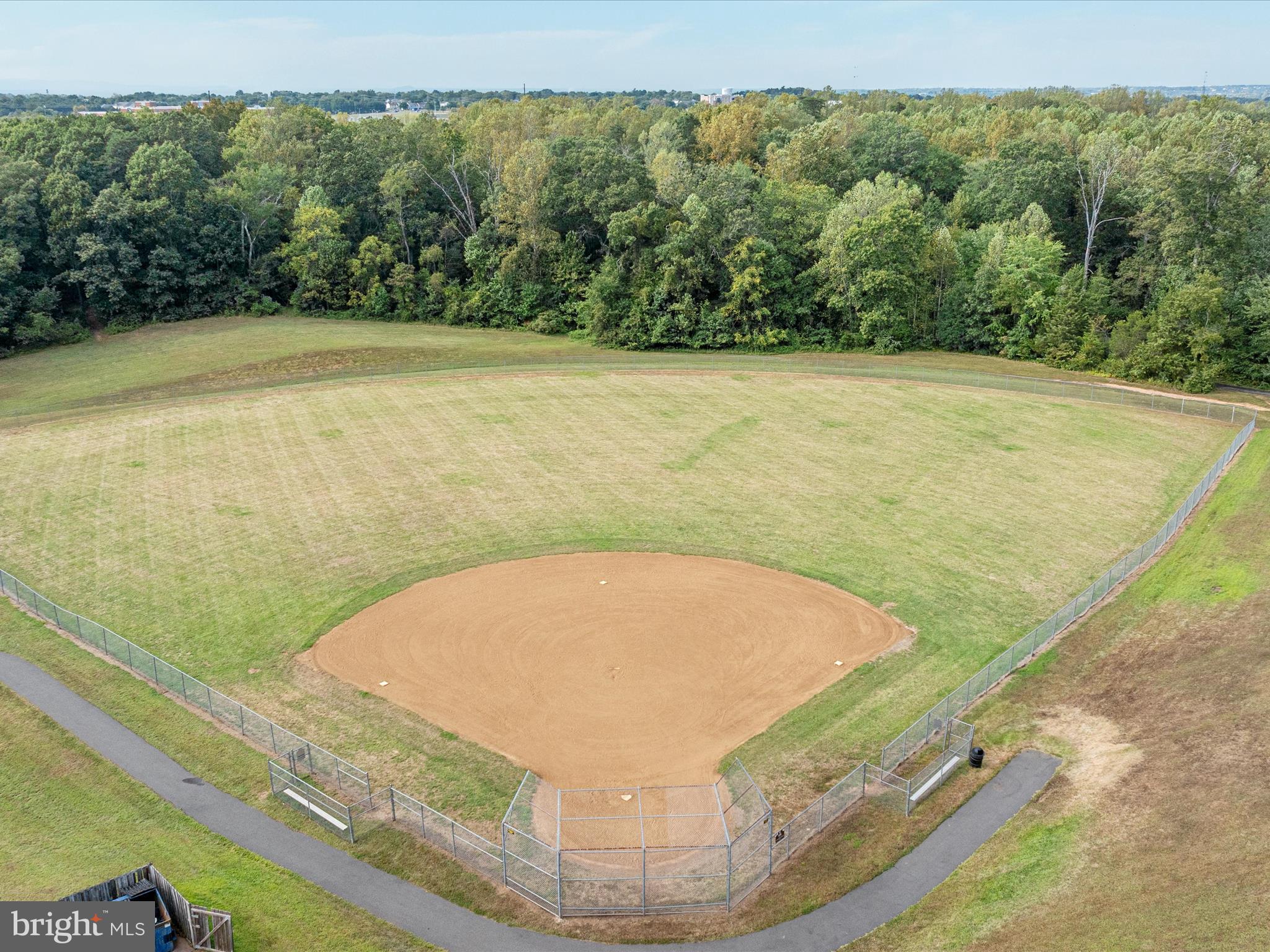 ELLIS PLANTATION - Residential