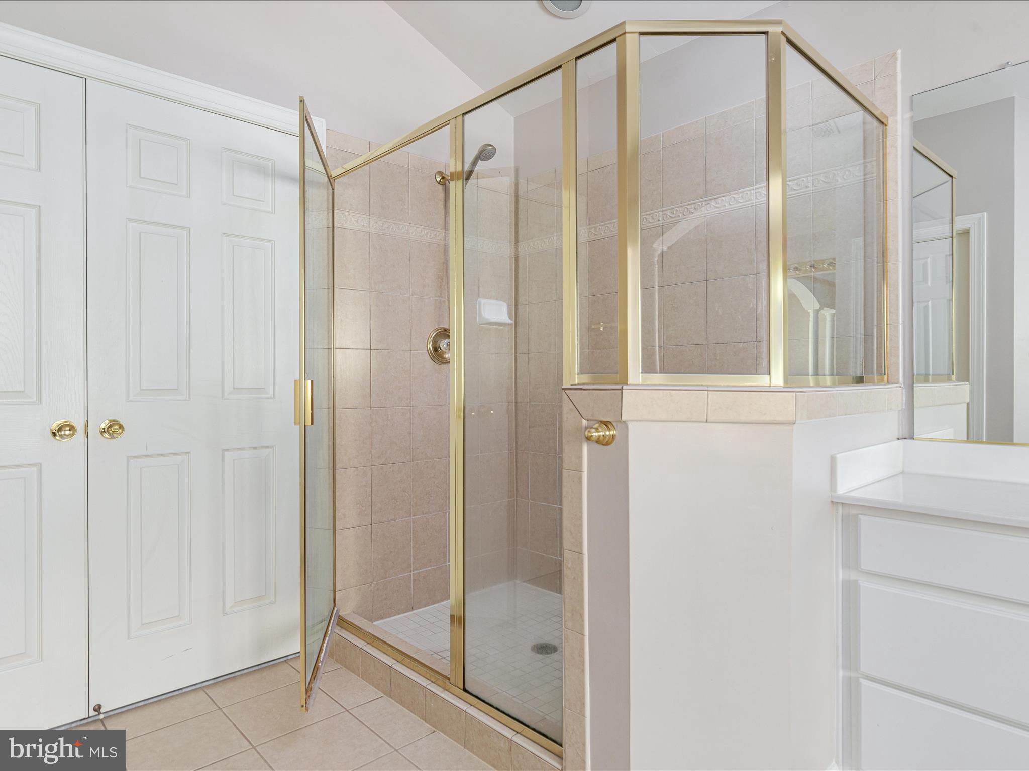 ELLIS PLANTATION - Residential