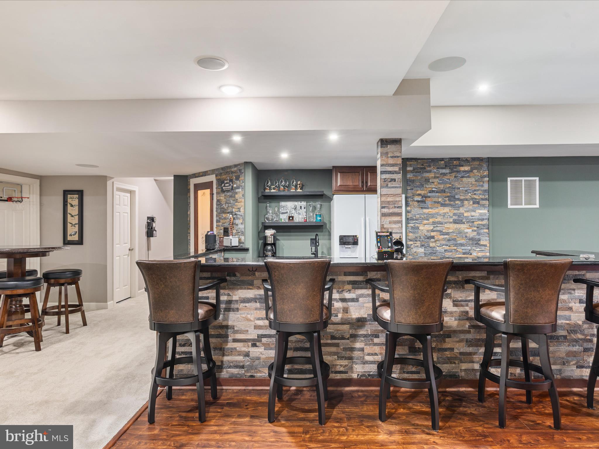 ELLIS PLANTATION - Residential