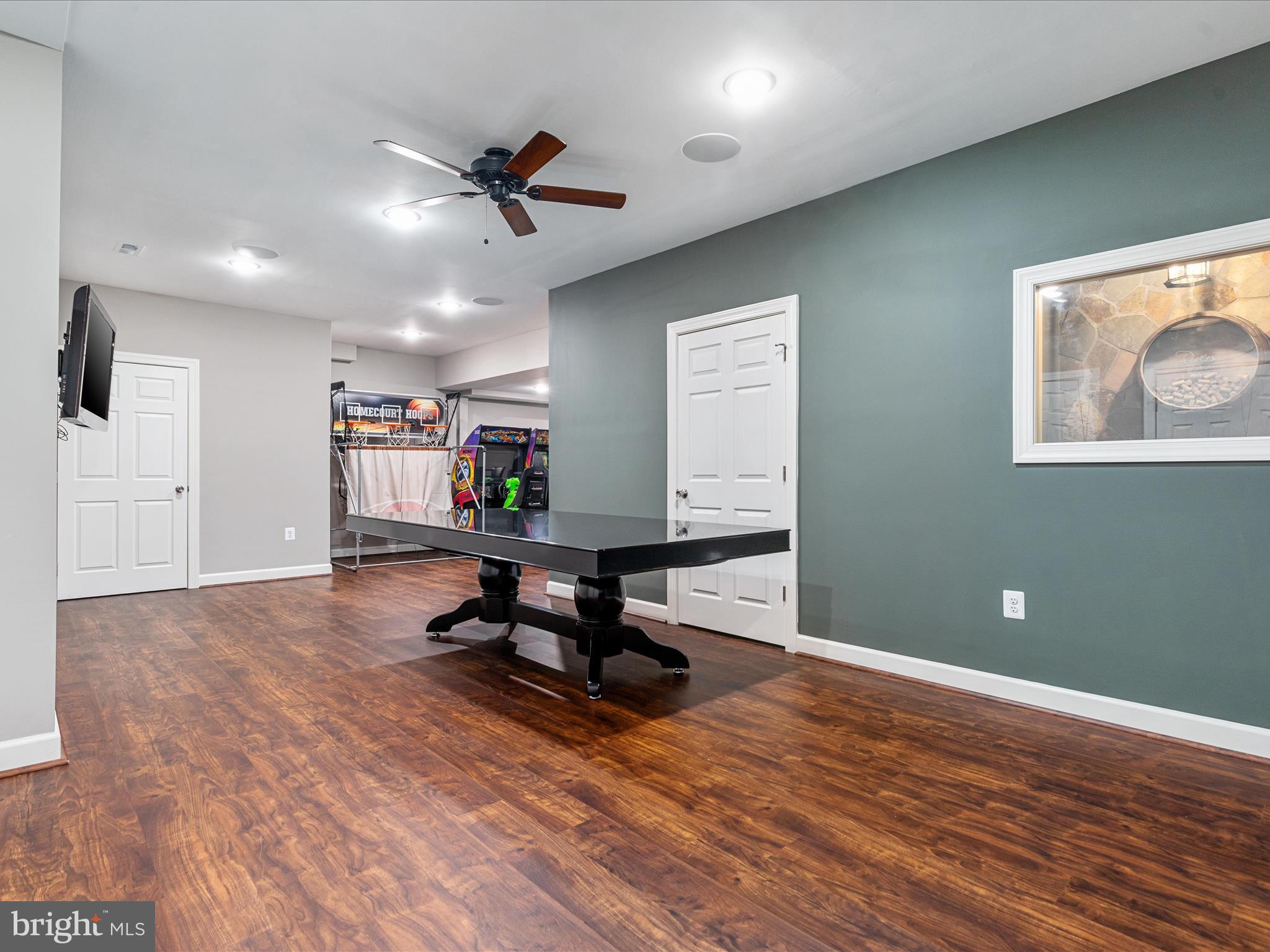 ELLIS PLANTATION - Residential