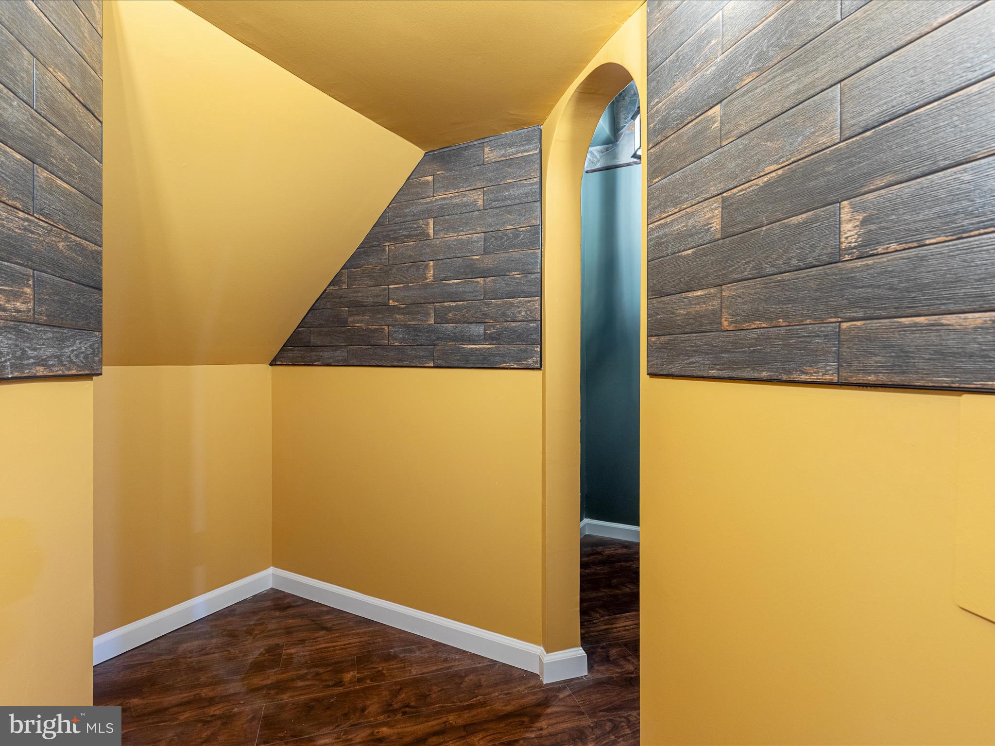 ELLIS PLANTATION - Residential