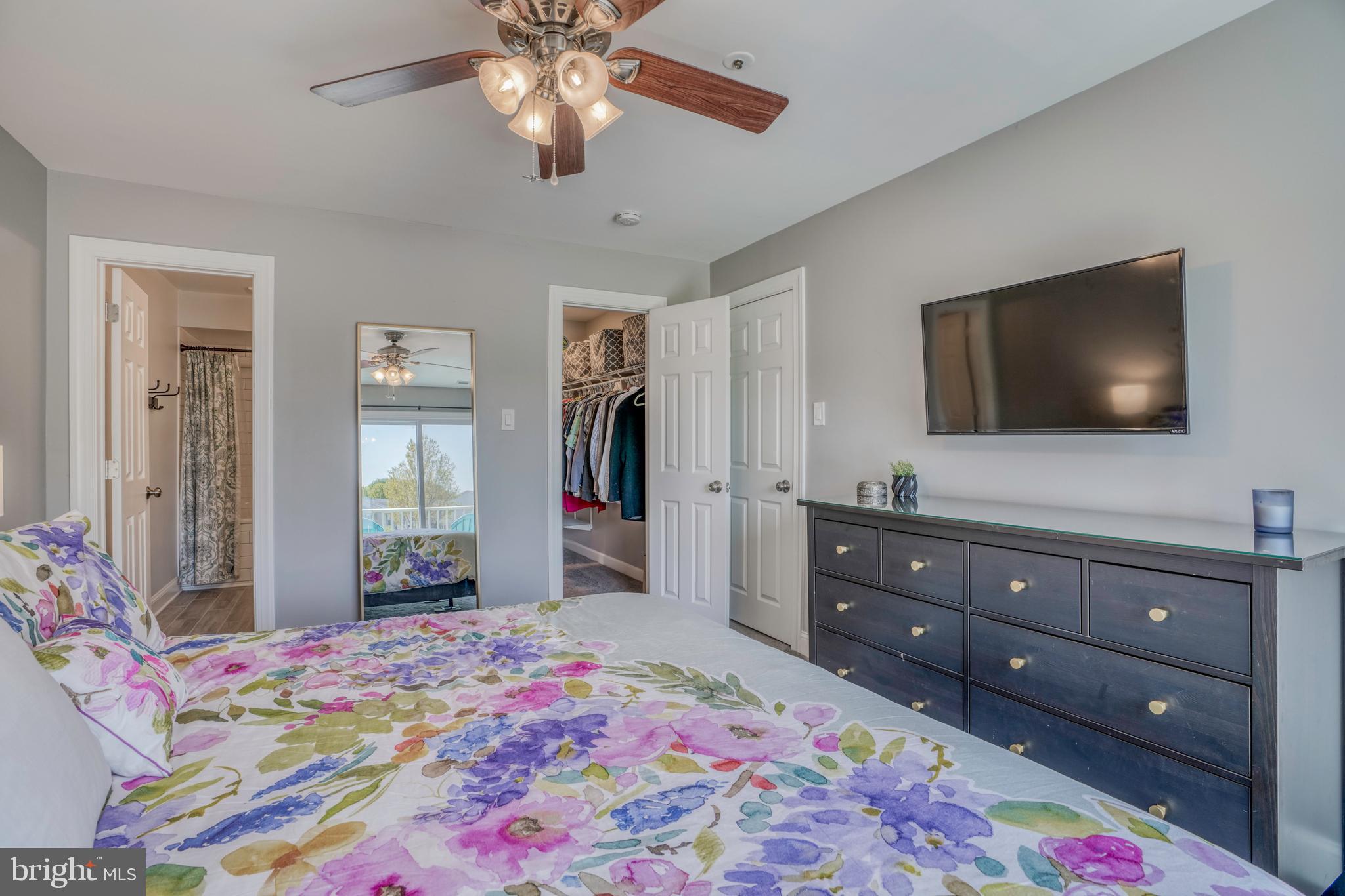 BRENTWOOD CONDO - Residential