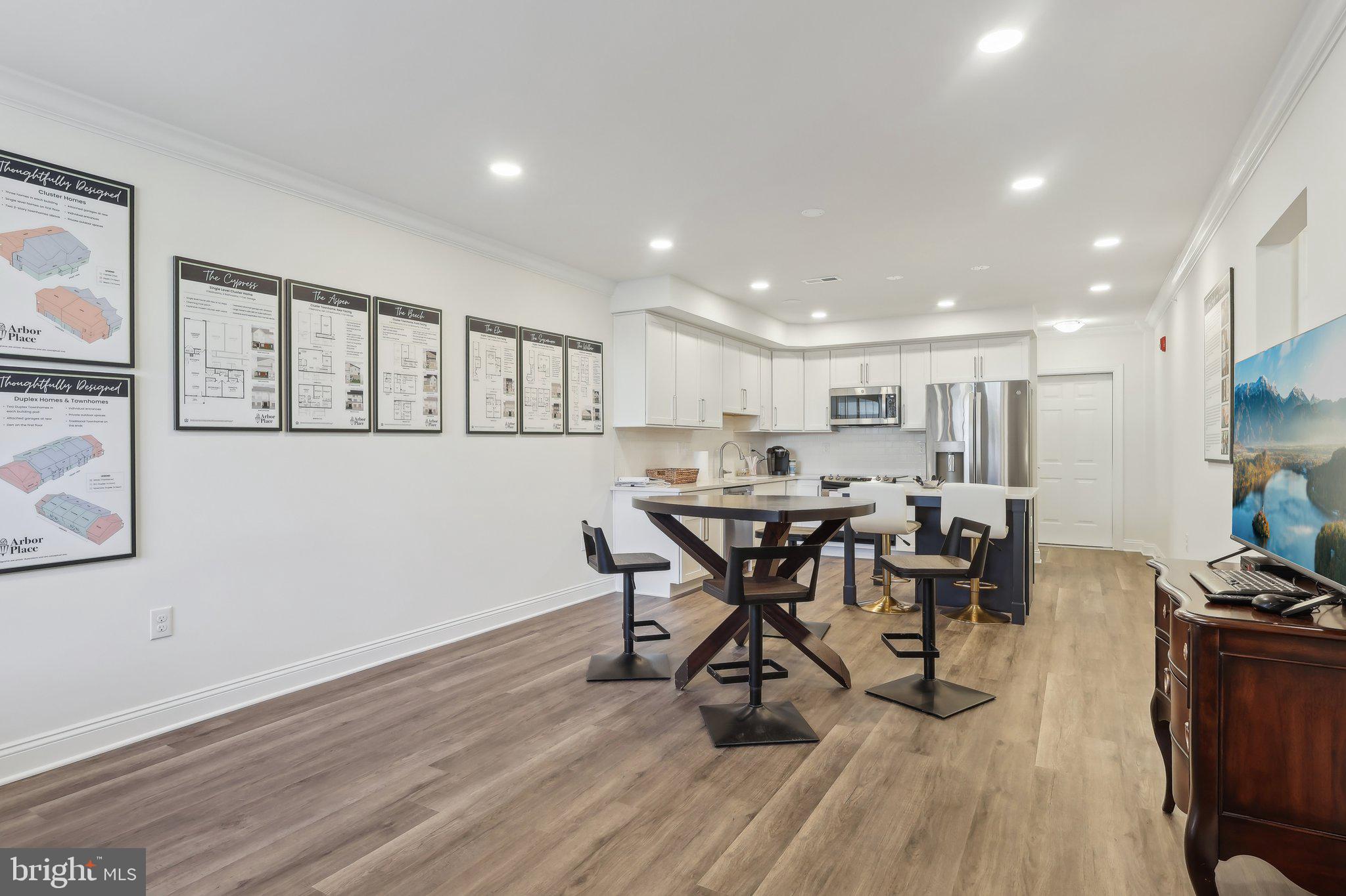 ARBOR PLACE - Residential