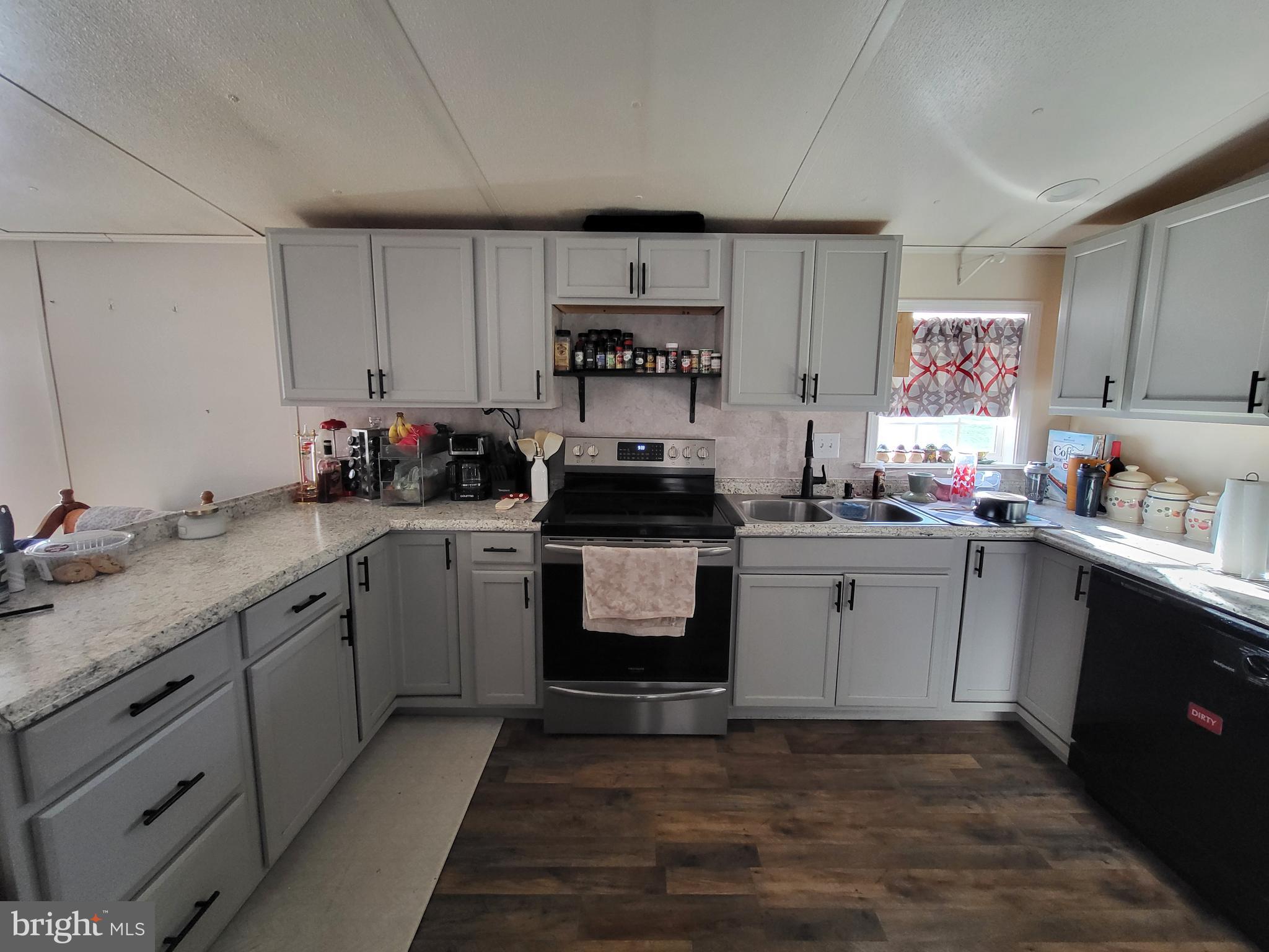 SHIPPENSBURG MOBILE ESTATES - Residential