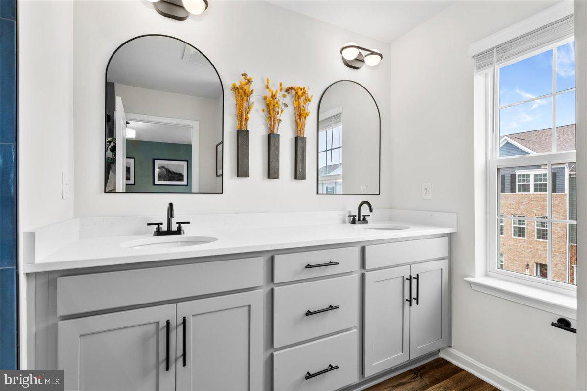 WESTVIEW SOUTH - Residential