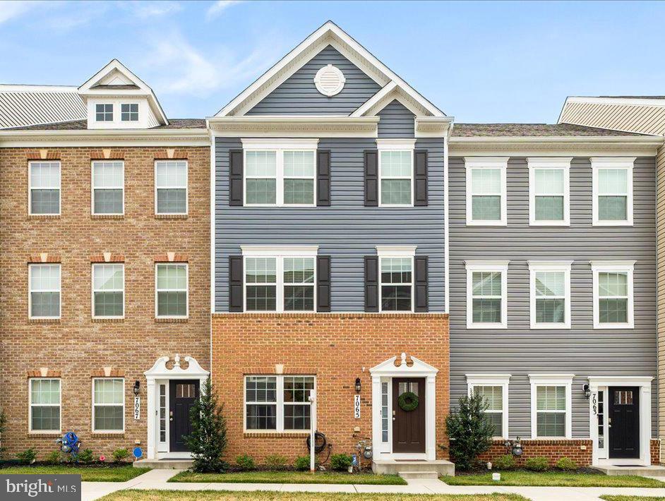 WESTVIEW SOUTH - Residential