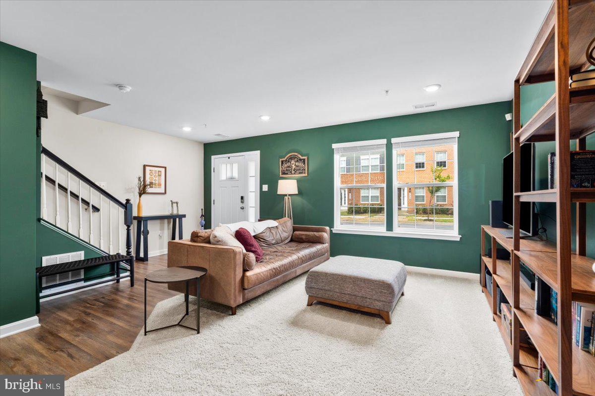 WESTVIEW SOUTH - Residential