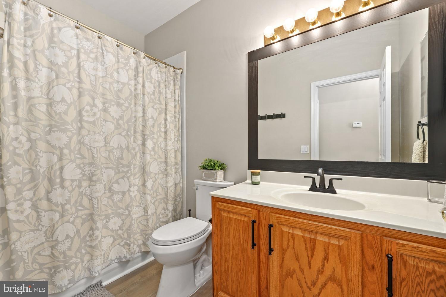 FALLS RUN - Residential