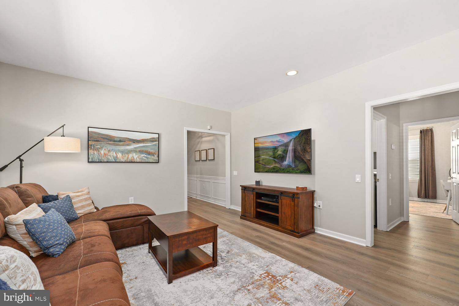 FALLS RUN - Residential