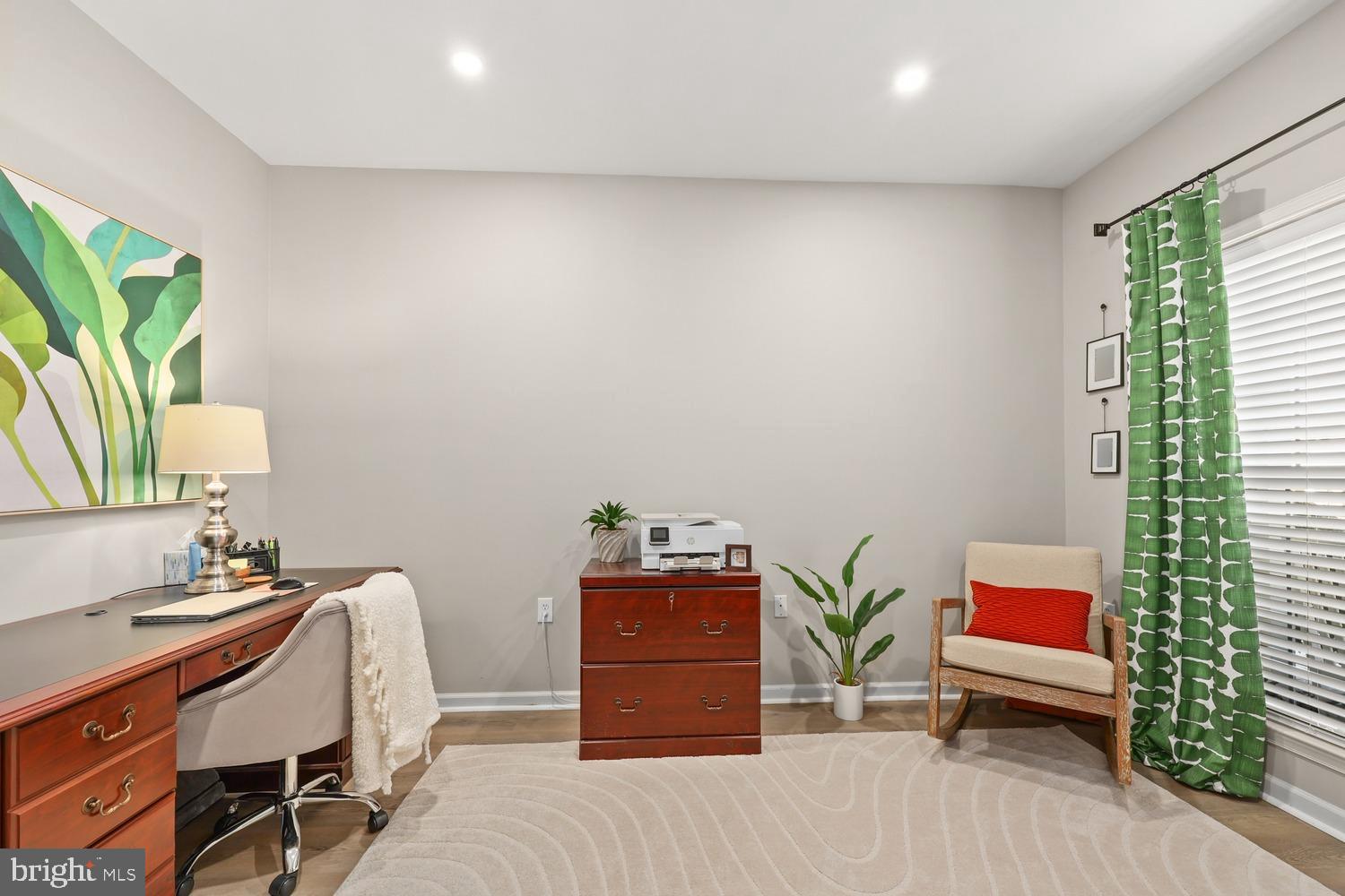 FALLS RUN - Residential