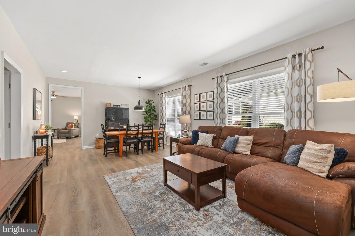 FALLS RUN - Residential