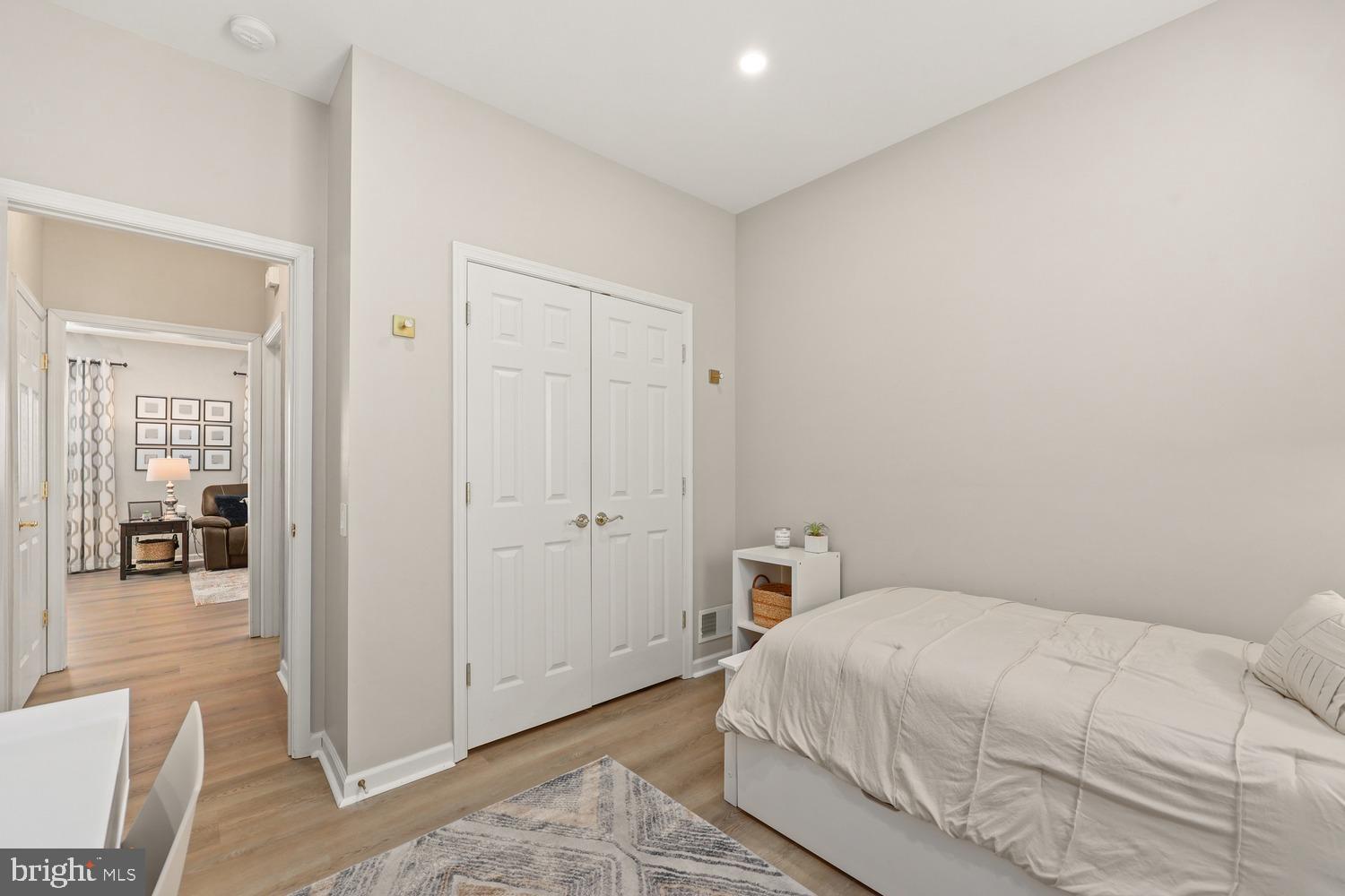 FALLS RUN - Residential