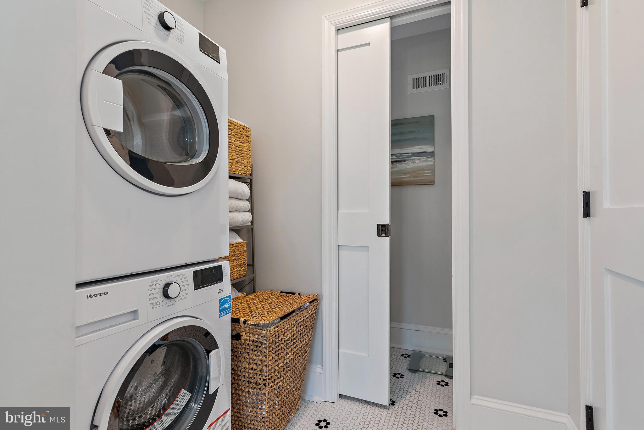 HOMEWOOD - Residential