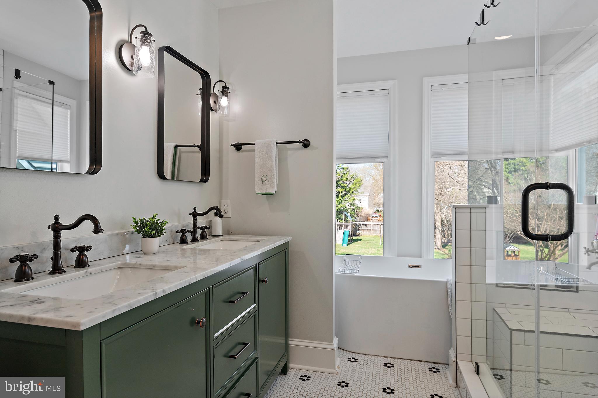 HOMEWOOD - Residential