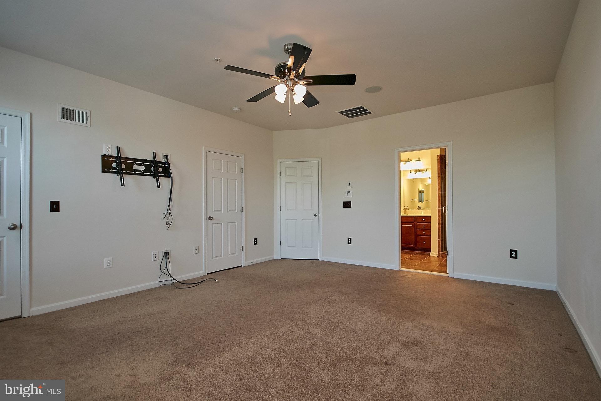 LEE SQUARE - Residential Lease