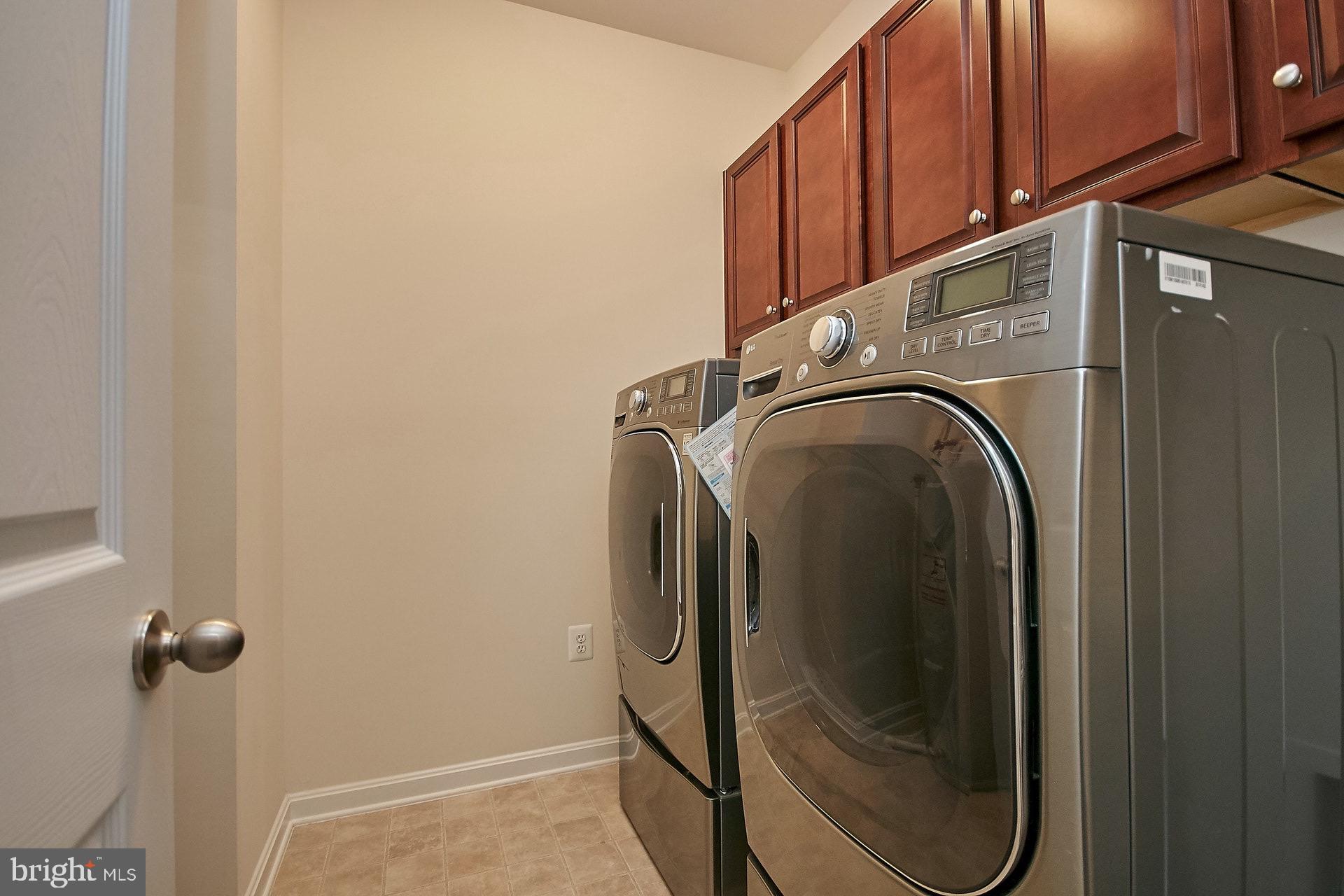 LEE SQUARE - Residential Lease