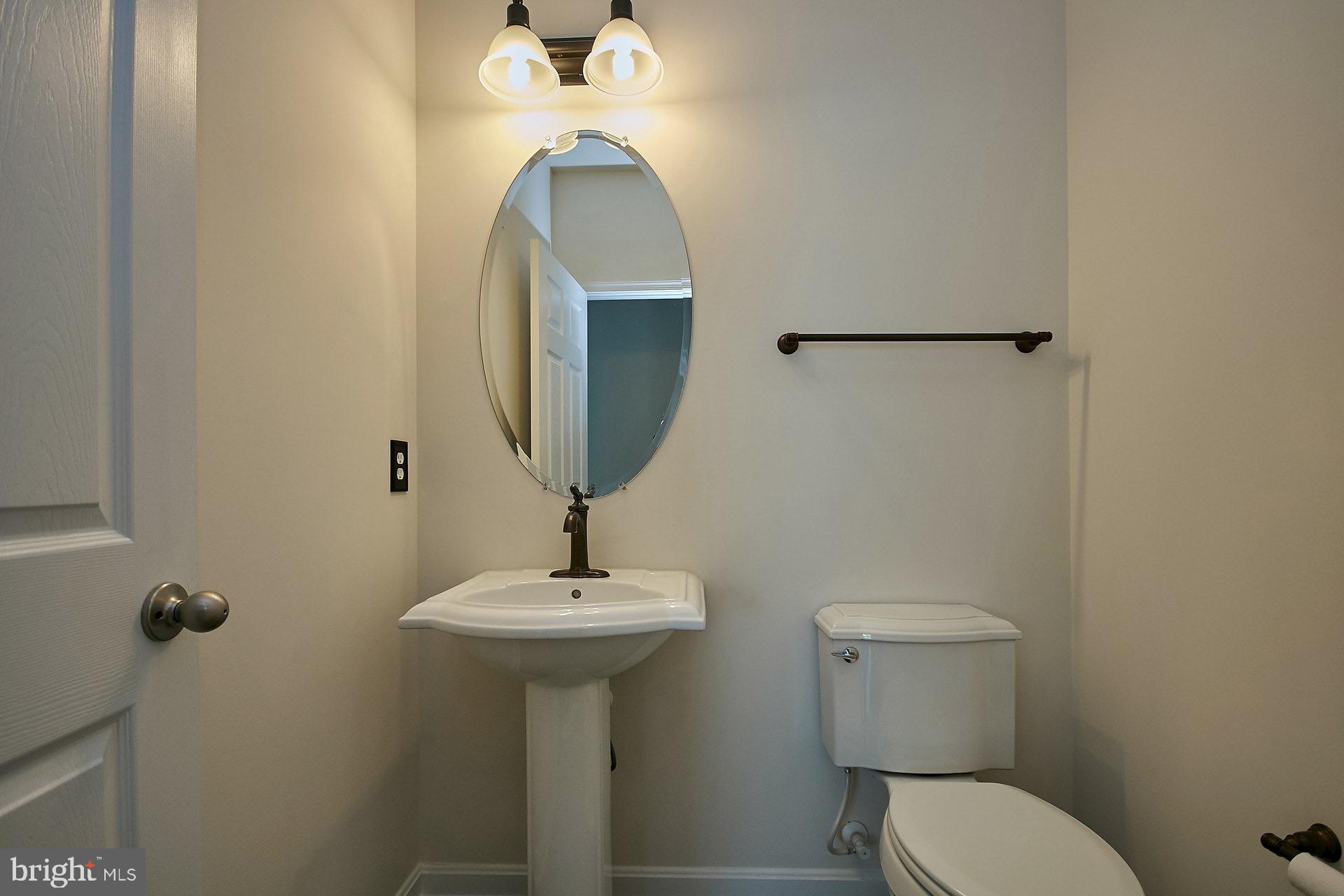 LEE SQUARE - Residential Lease