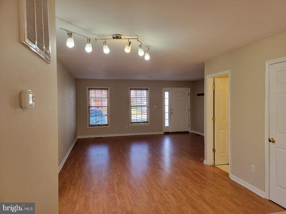 SYLVANIA HEIGHTS - Residential Lease