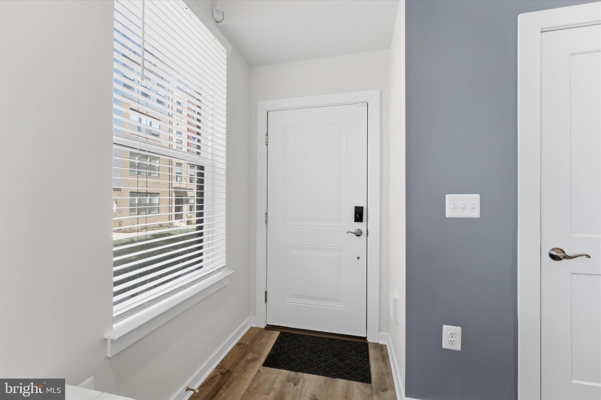 44625 WOLFHOUND SQUARE