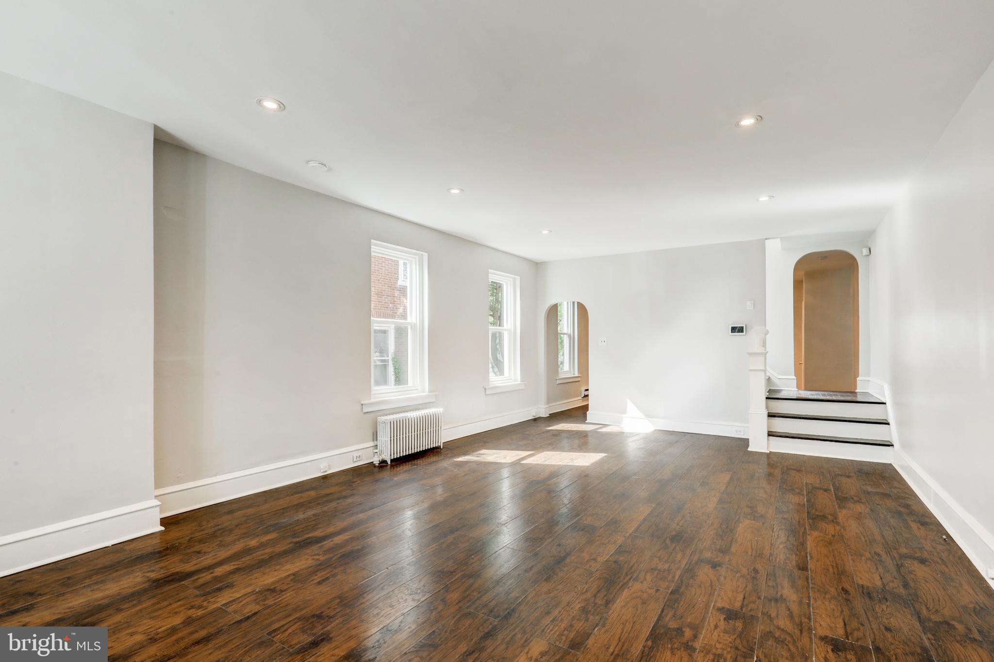 NORRISTOWN - Residential