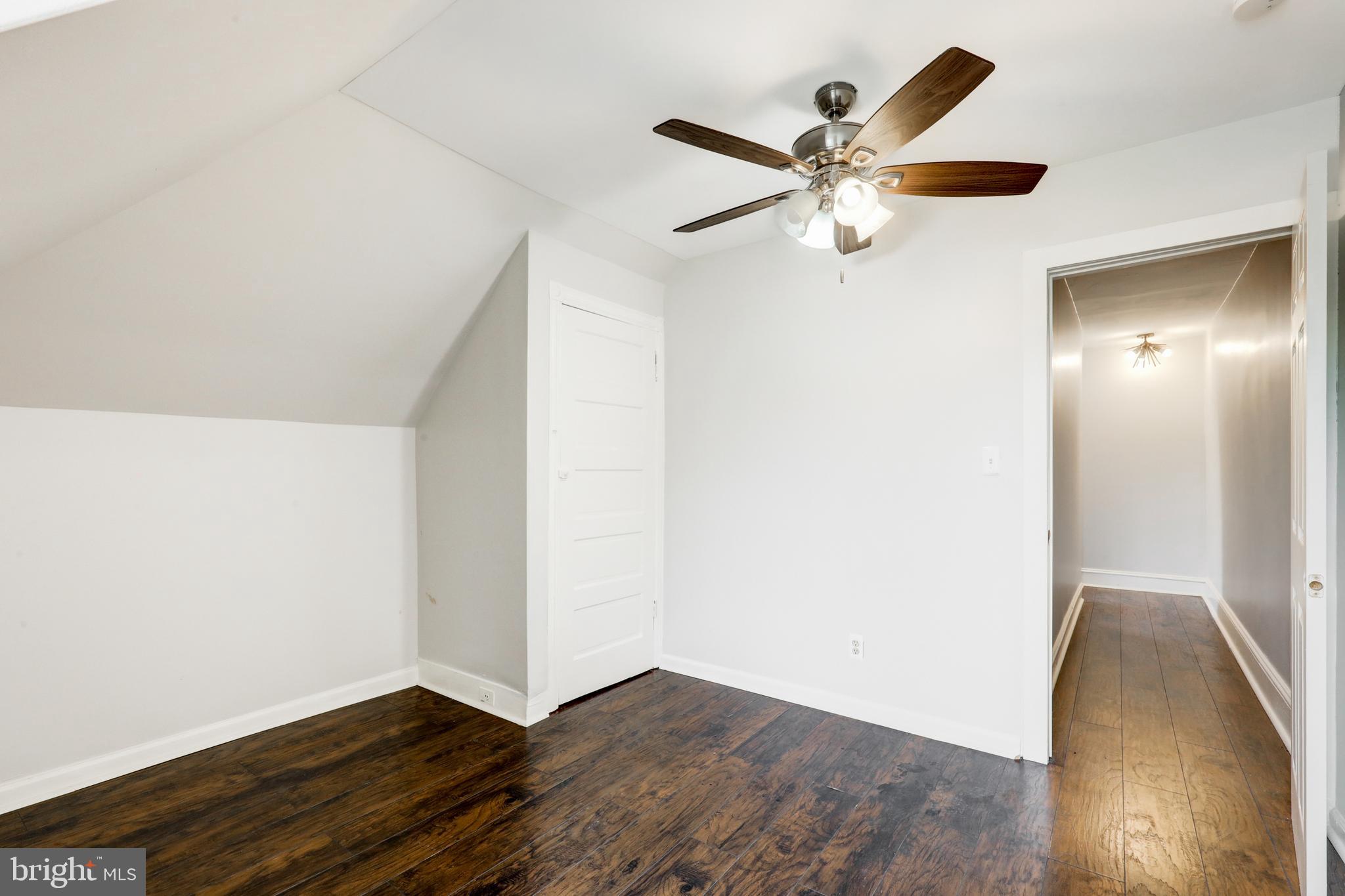 NORRISTOWN - Residential