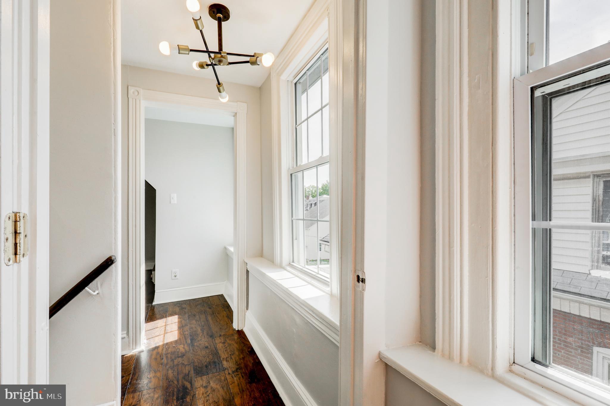 NORRISTOWN - Residential