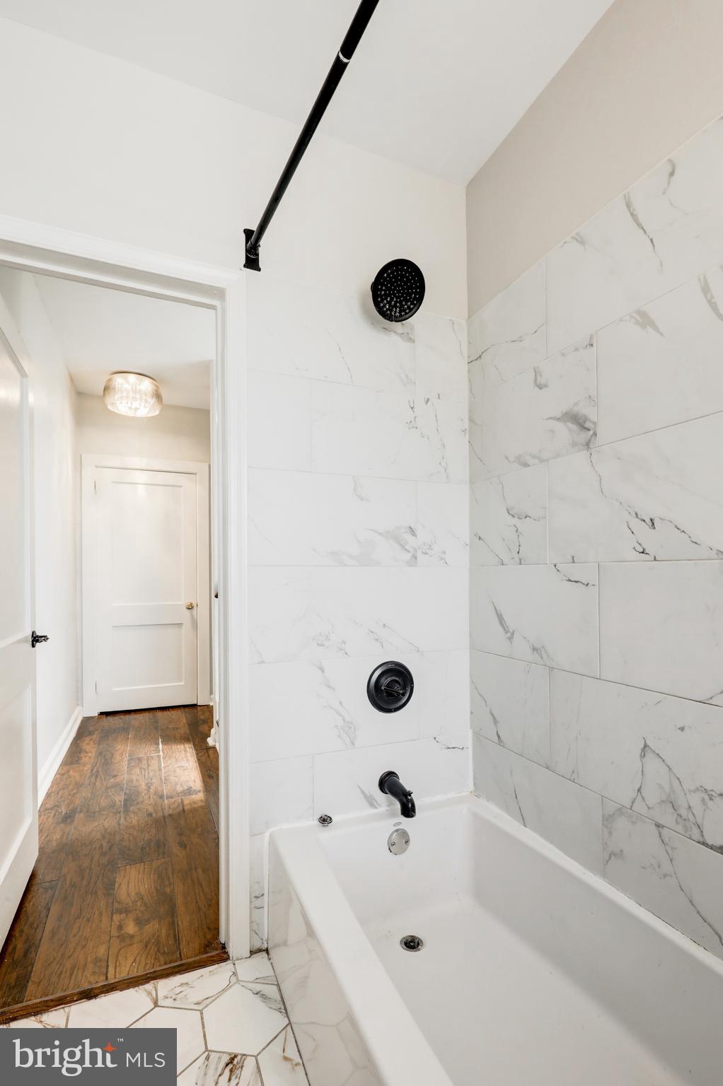 NORRISTOWN - Residential