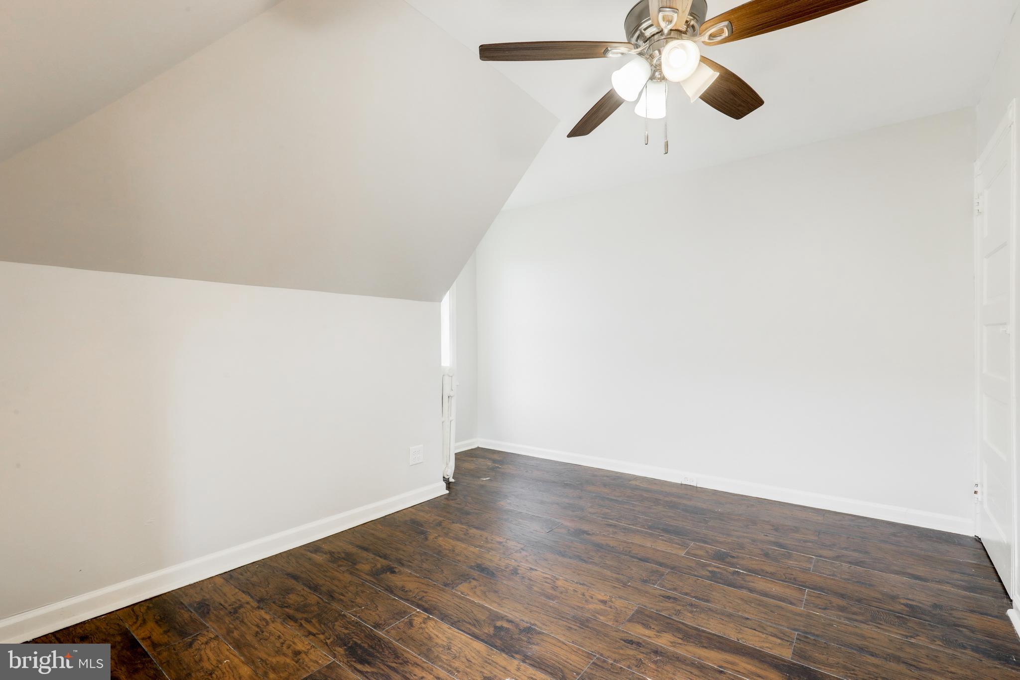 NORRISTOWN - Residential