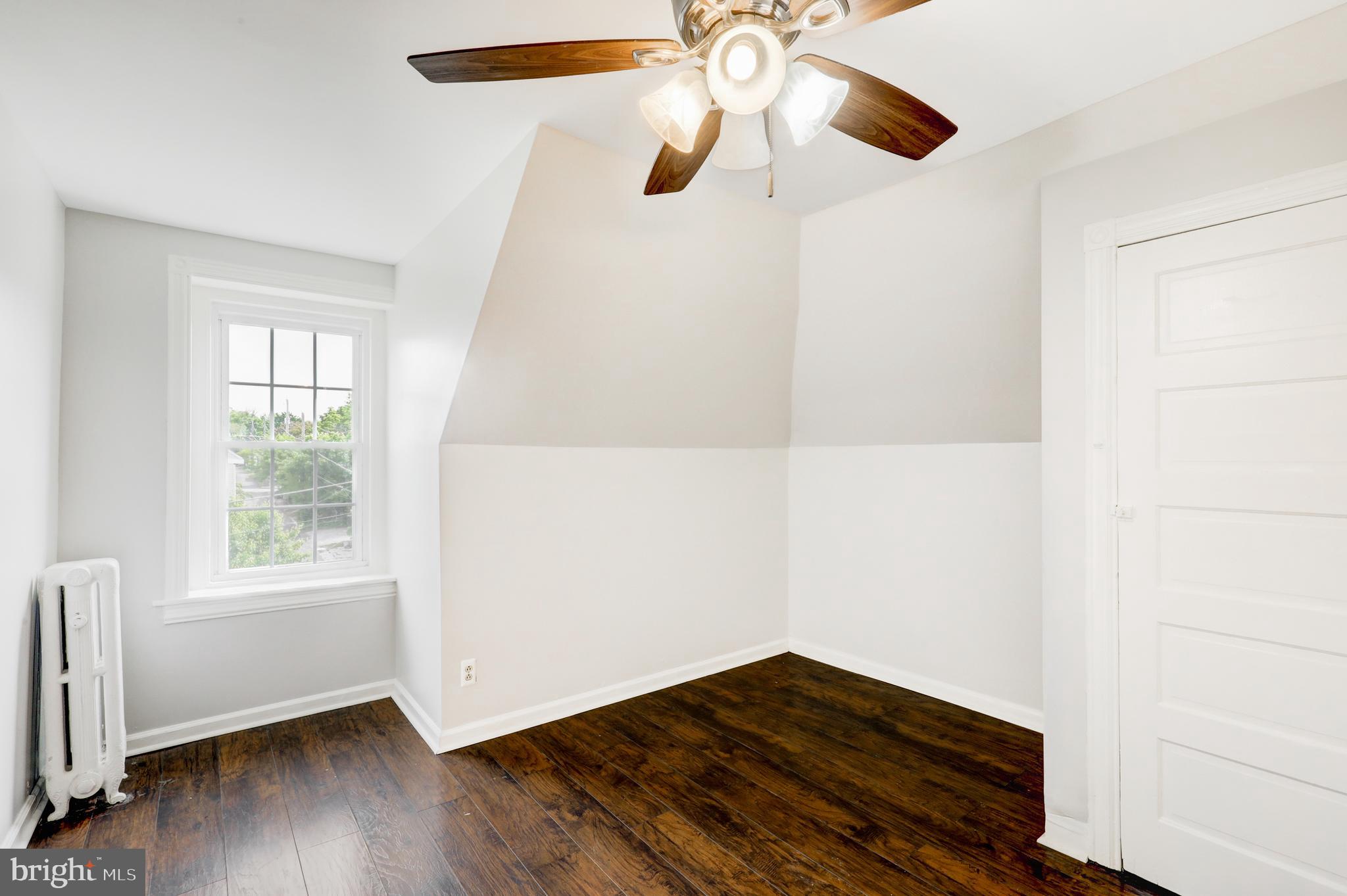 NORRISTOWN - Residential