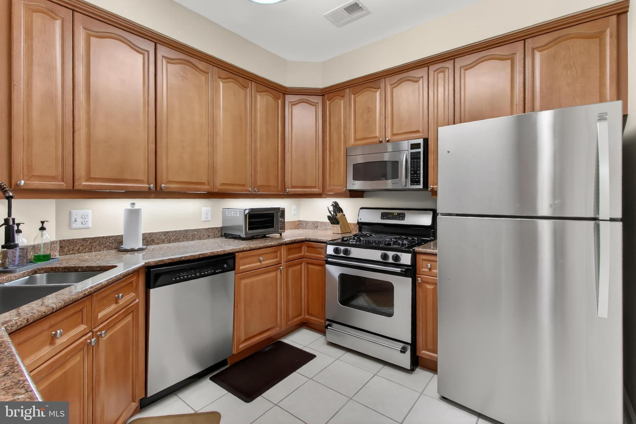 BELMONT BAY - Residential