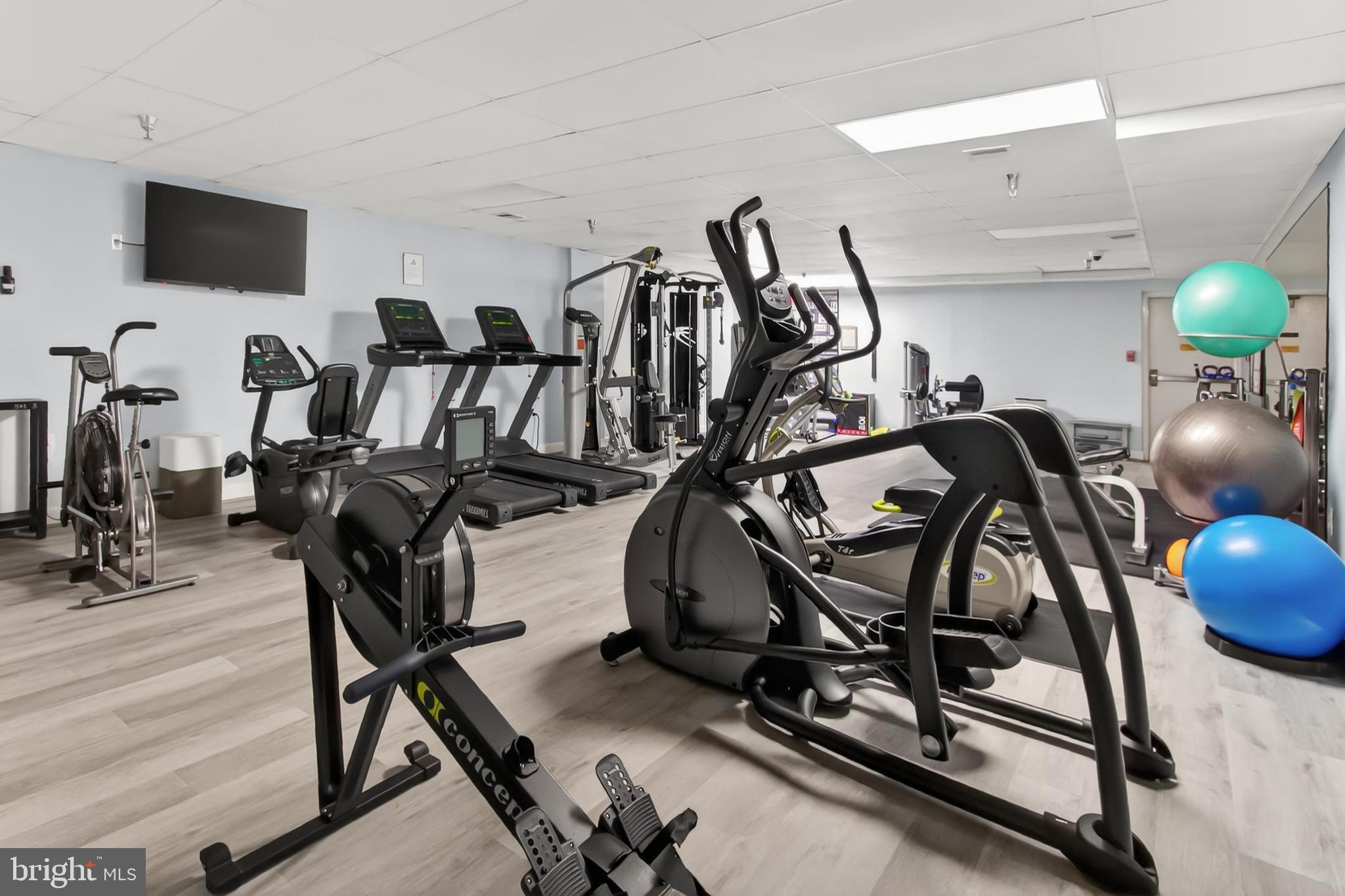 BELMONT BAY - Residential