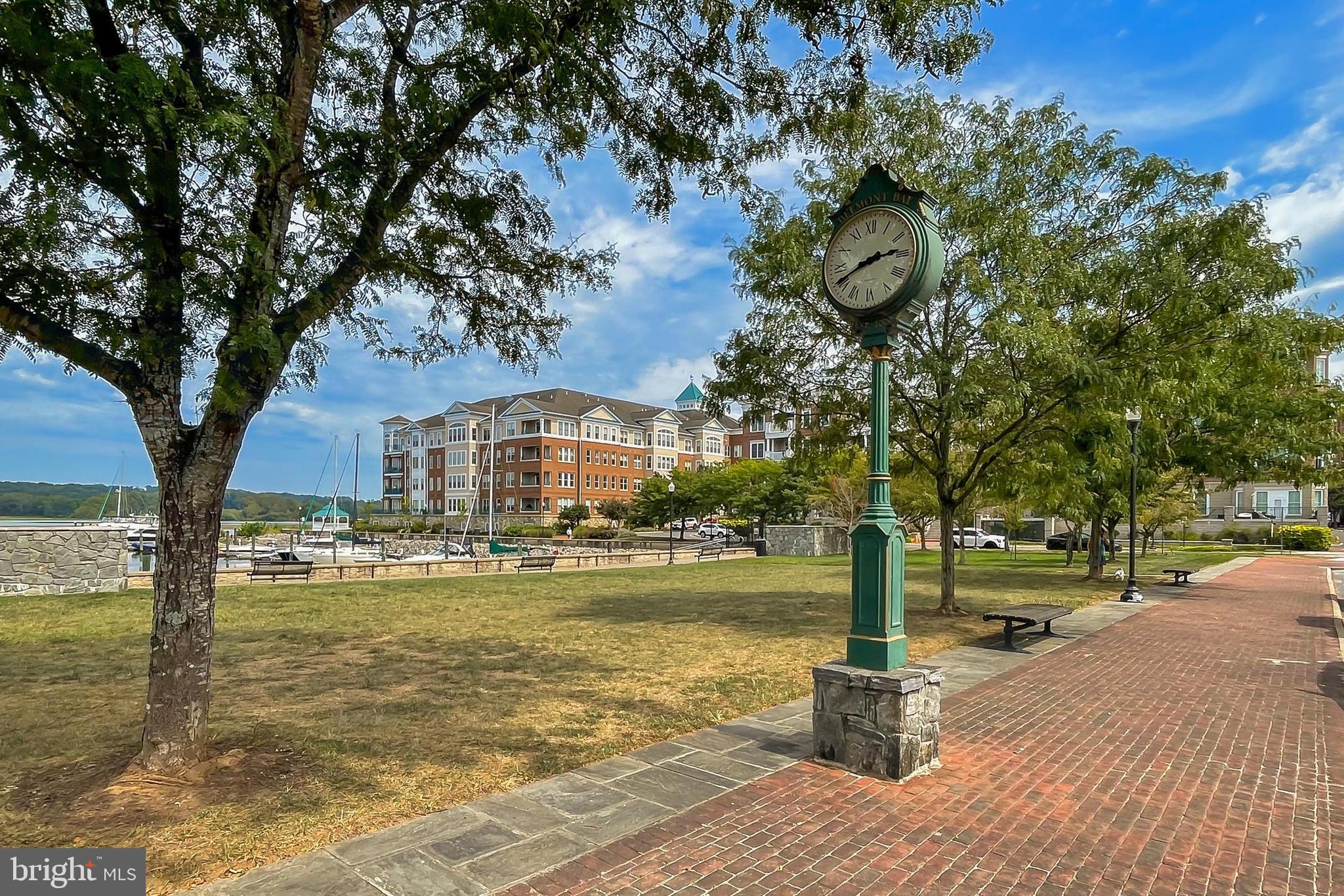 BELMONT BAY - Residential