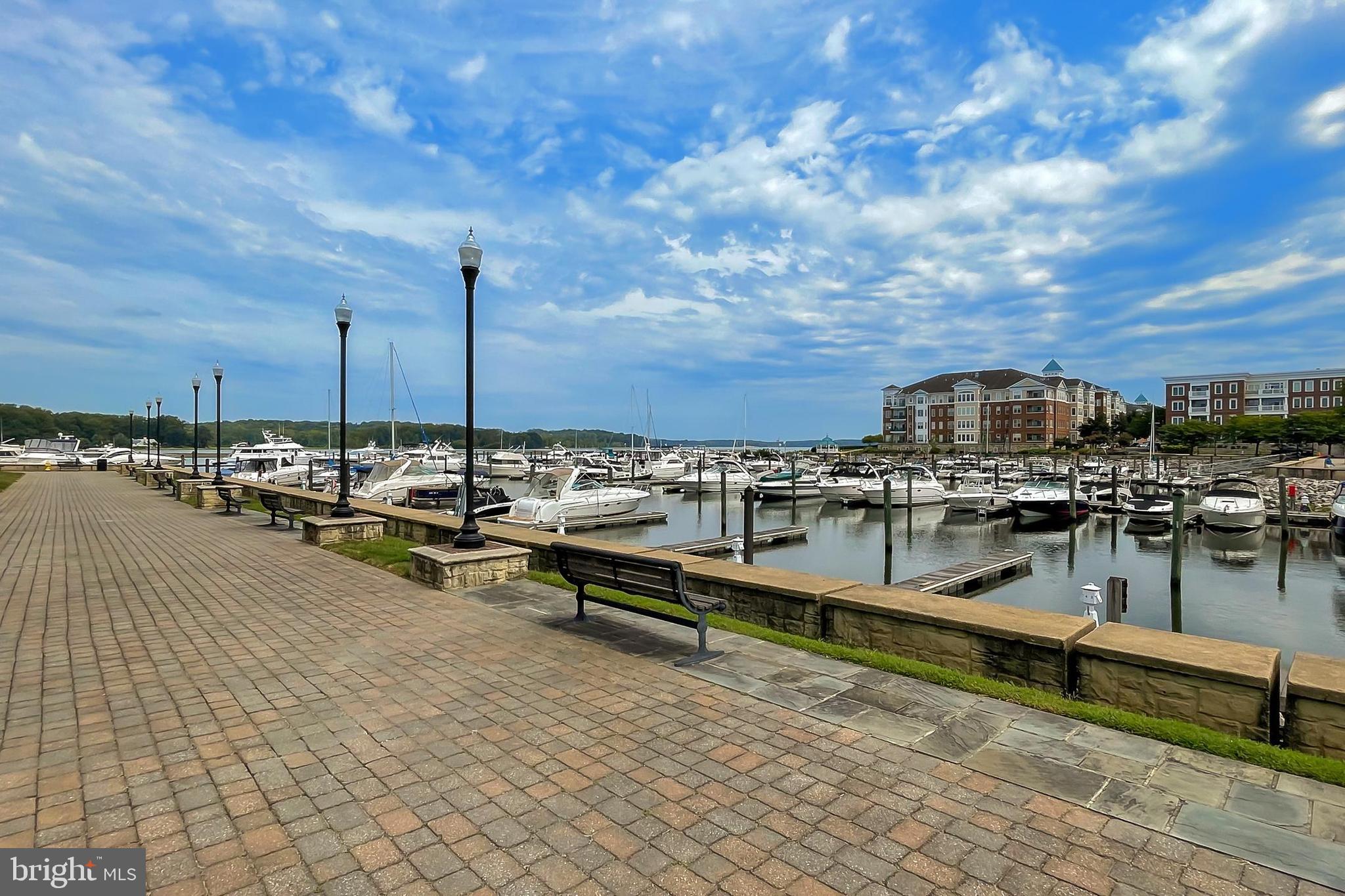 BELMONT BAY - Residential