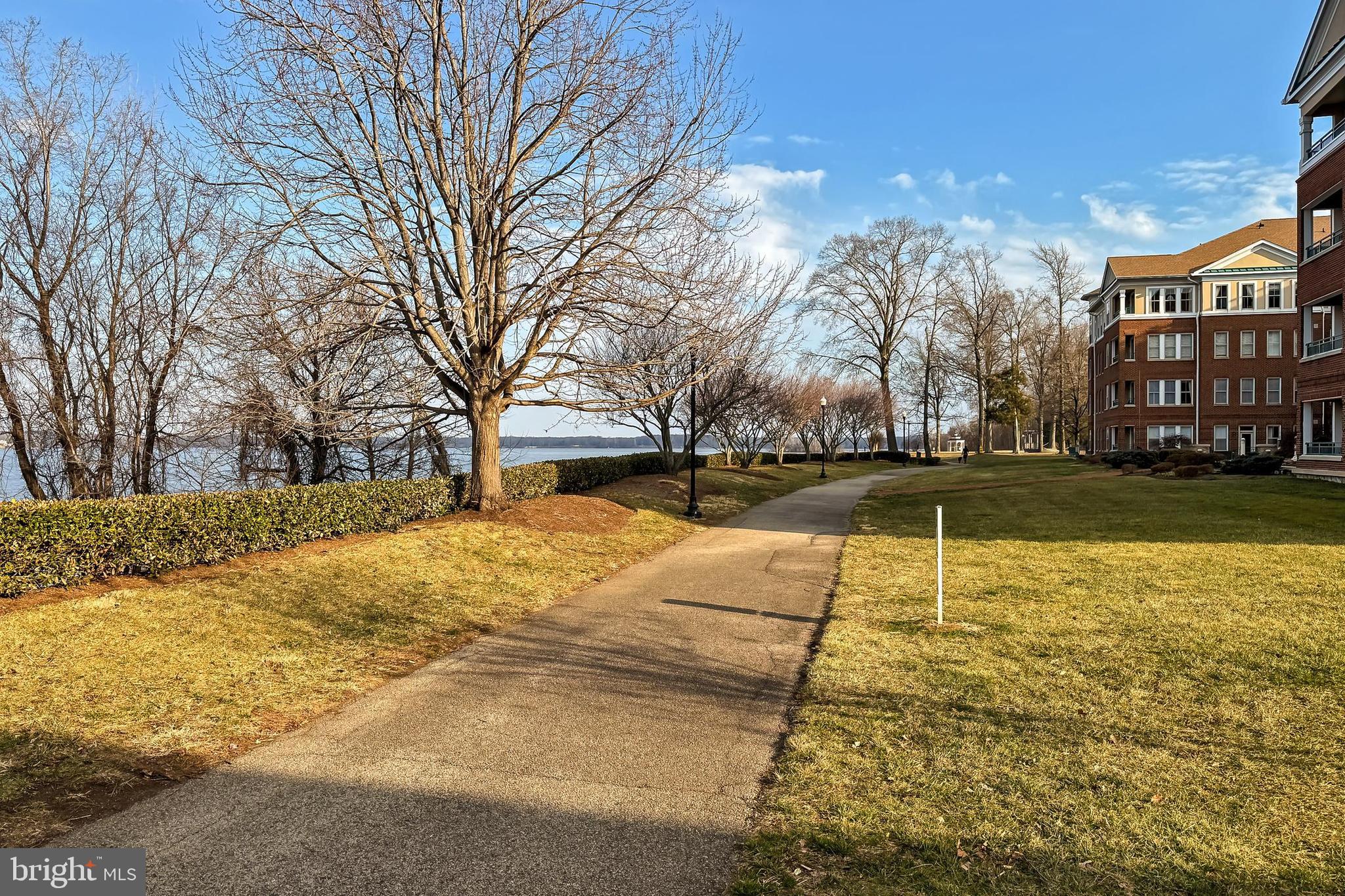 BELMONT BAY - Residential