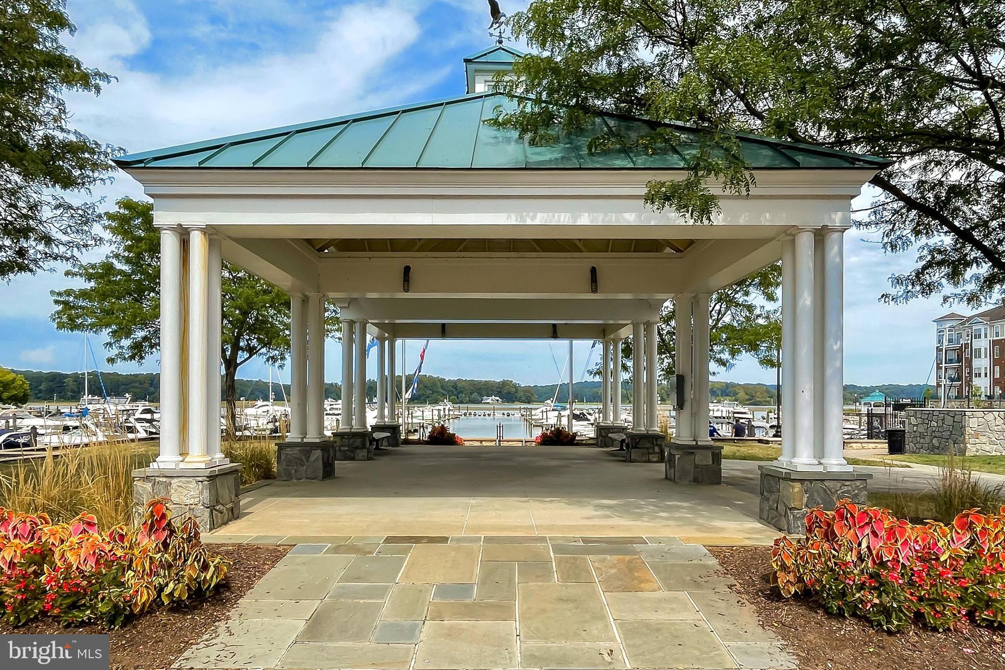 BELMONT BAY - Residential