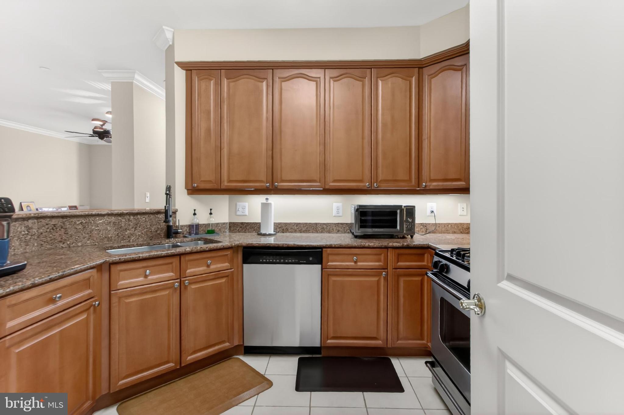 BELMONT BAY - Residential