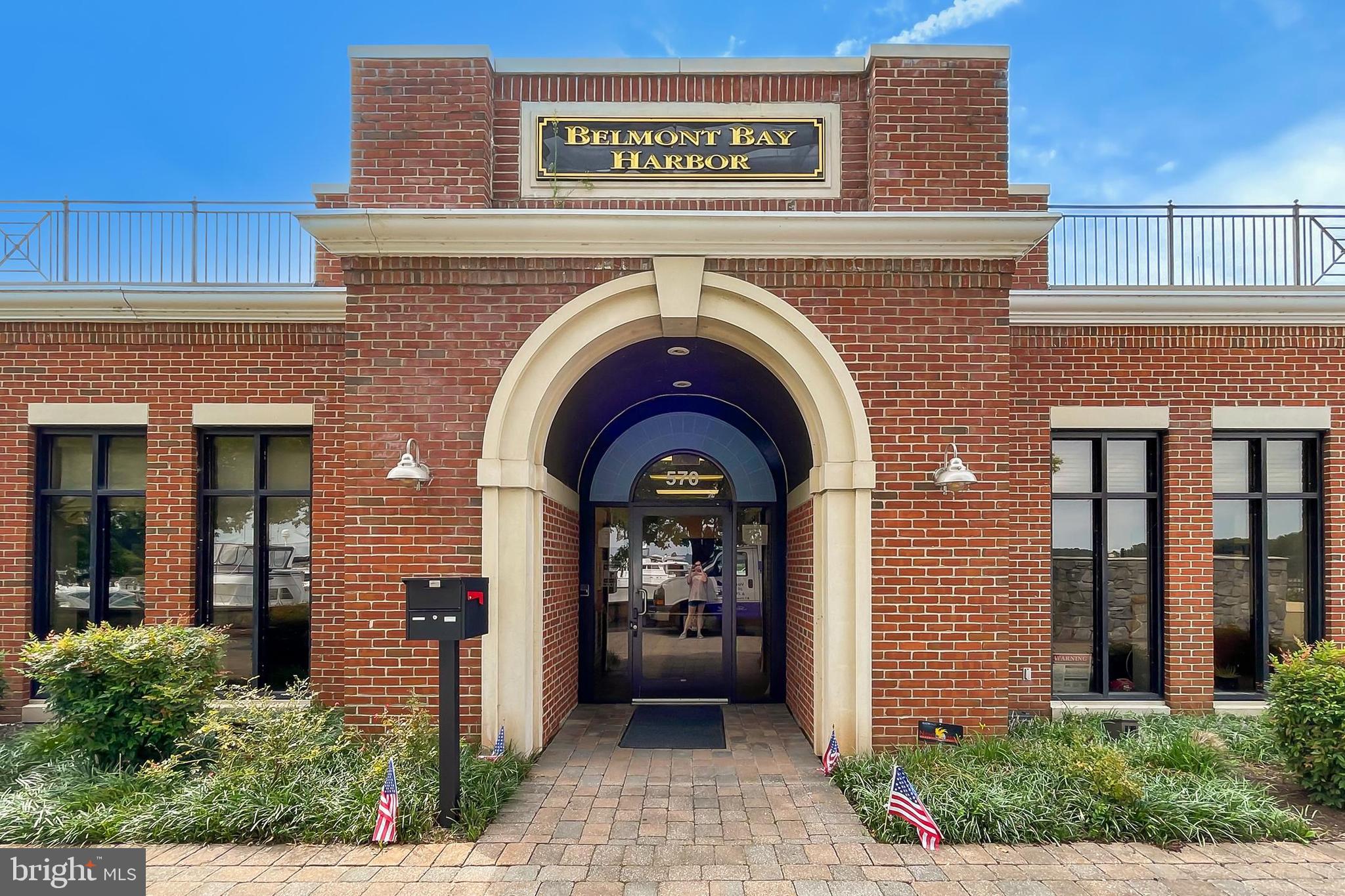 BELMONT BAY - Residential