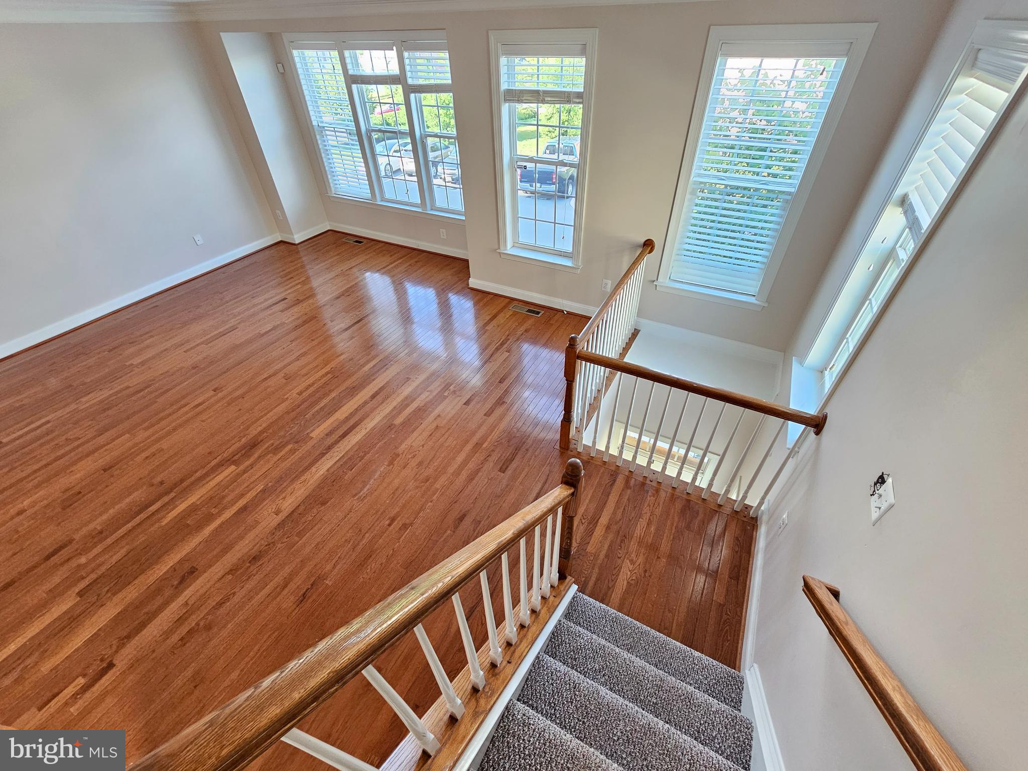 URBANA HIGHLANDS - Residential Lease