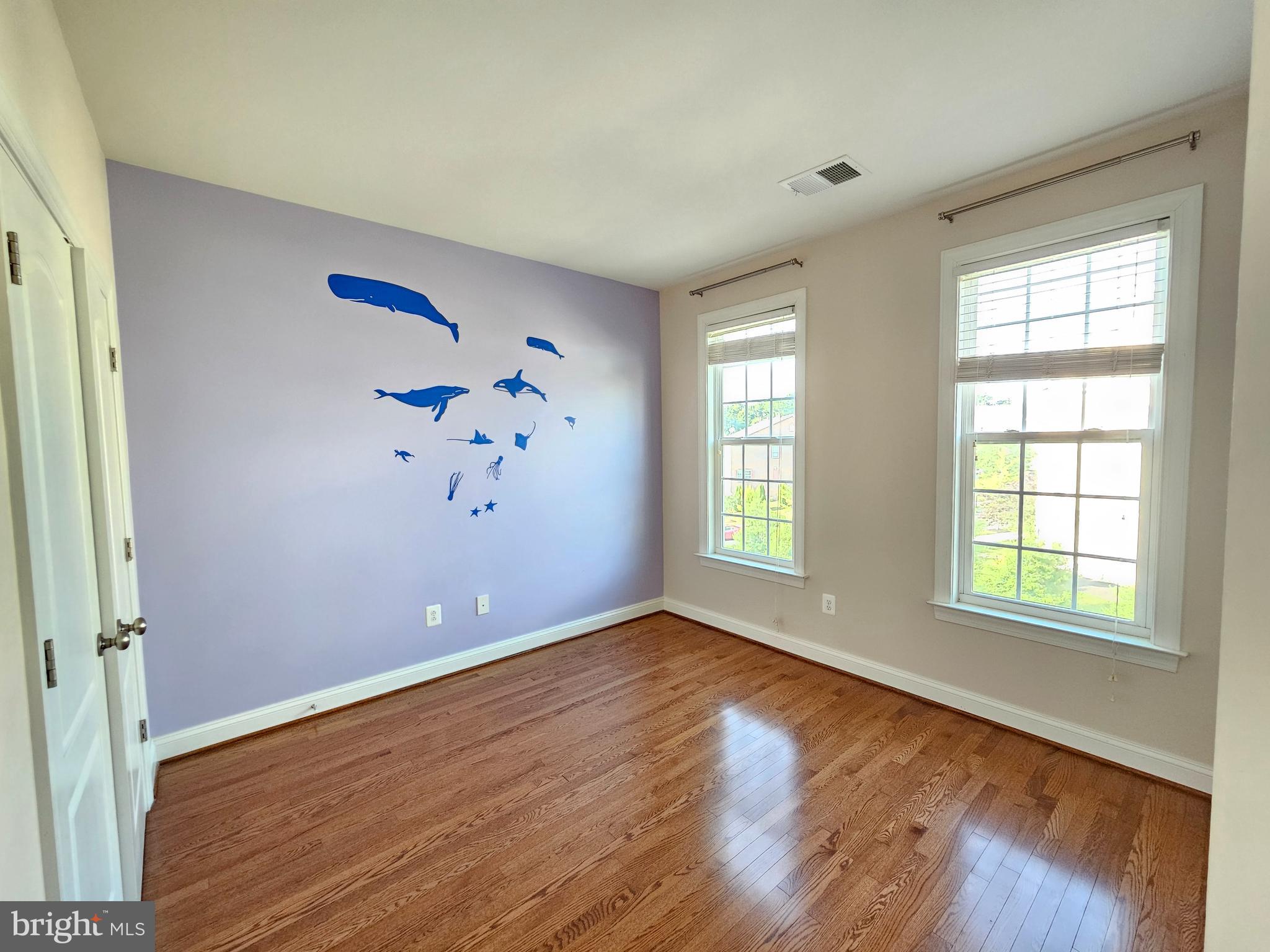 URBANA HIGHLANDS - Residential Lease