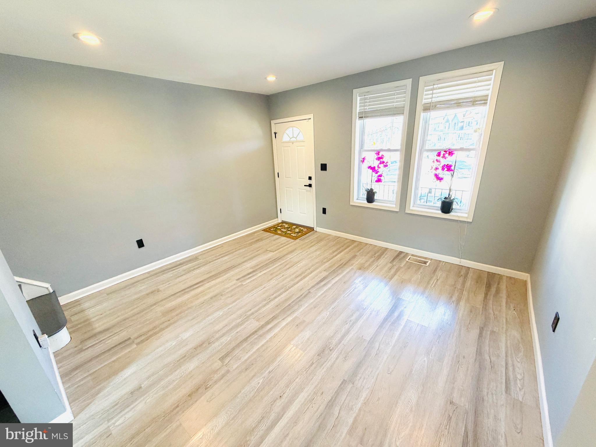 JUNIATA - Residential