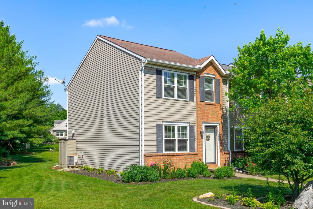 Photo of 2473 Franklin Drive, East Petersburg, PA 17520 (MLS # PALA2051748)