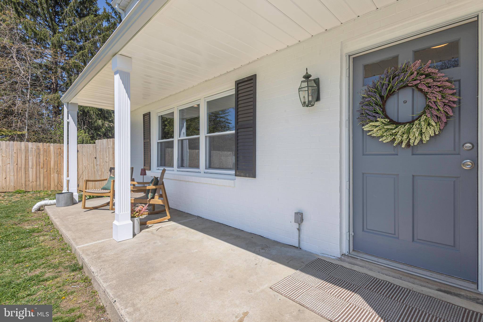 MOUNT EYRE MANOR - Residential