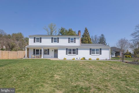 125 BRUCE ROAD WASHINGTON CROSSING PA 18977